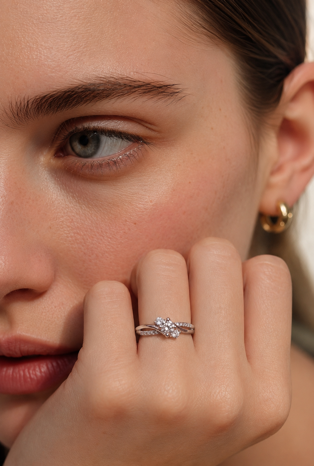 platinum diamond three-stone twist ring