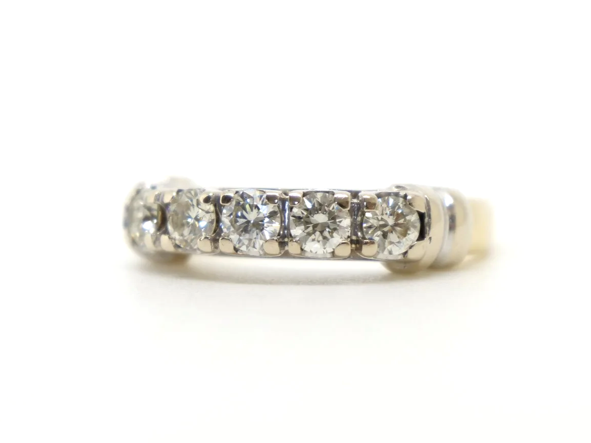 Unusual vintage 18ct gold diamond five stone ring, with five very sparkly brilliant cut diamonds in a scalloped setting.