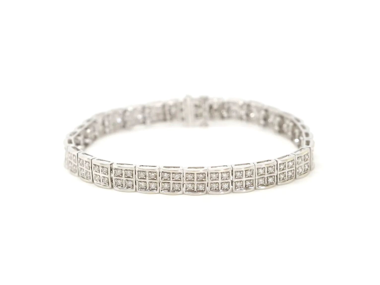 A substantial 9ct white gold diamond bracelet set with 2 carats of round brilliant cut diamonds