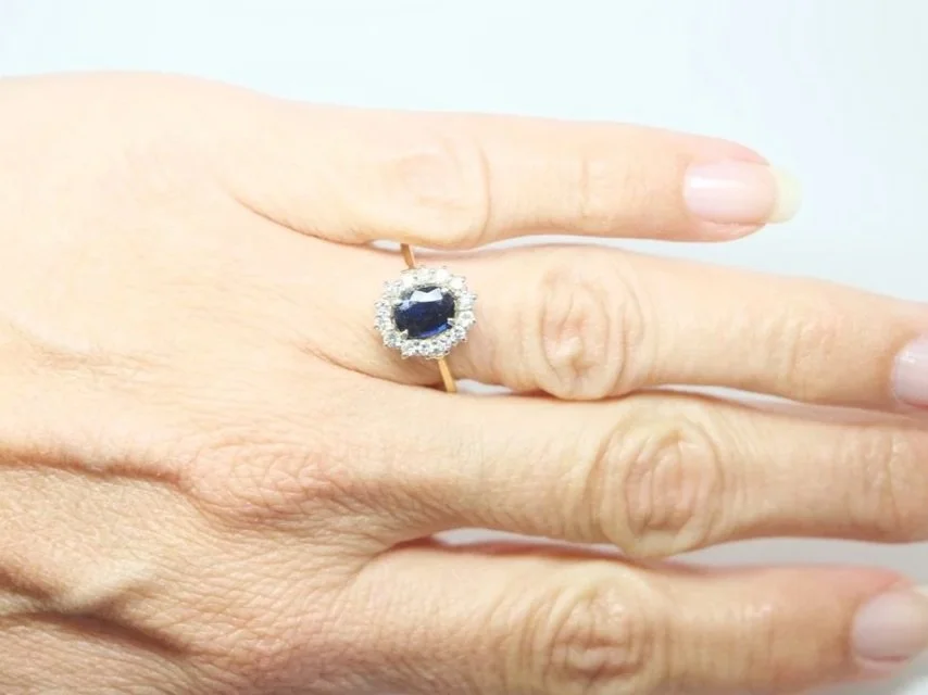 Classic 18ct yellow gold sapphire and diamond cluster ring