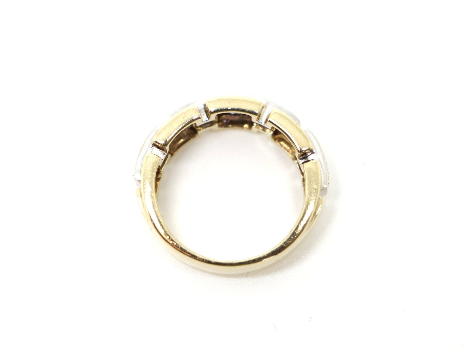 Designer style chunky vintage ring in 9ct gold, with a link design and set with four rows of diamonds. Diamonds 0.2ct total.