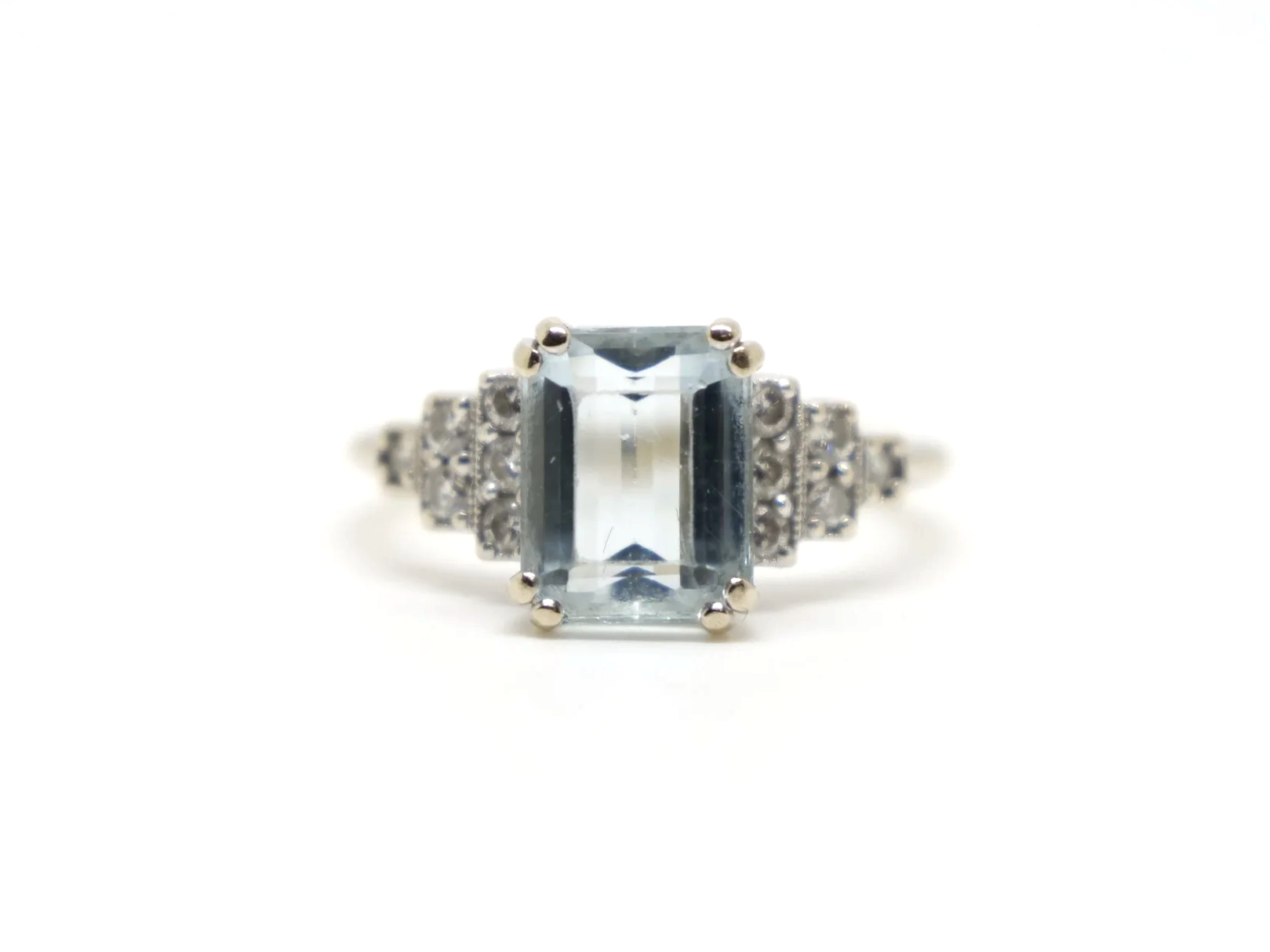 18ct white gold aquamarine and diamond ring, emerald cut centre stone