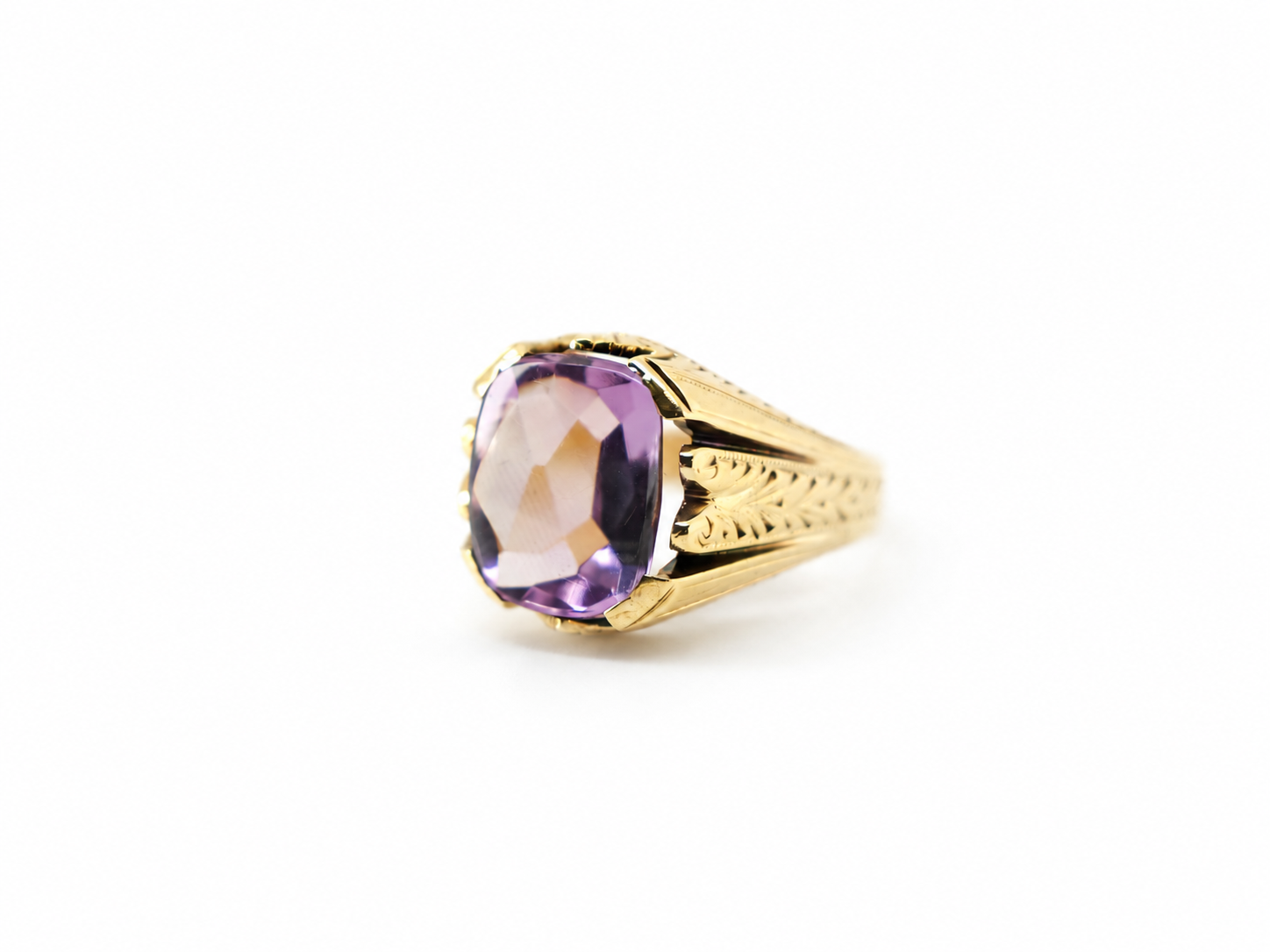 9ct gold amethyst ring with mixed cabochon and faceted cut amethyst