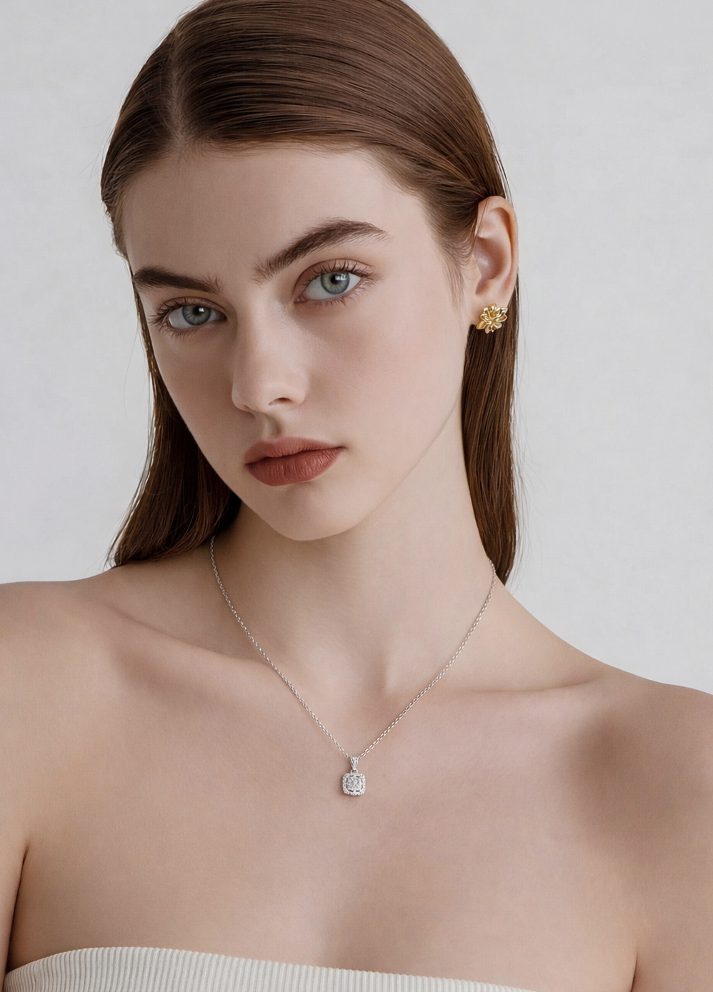 14ct Diamond Cluster Pendant.png