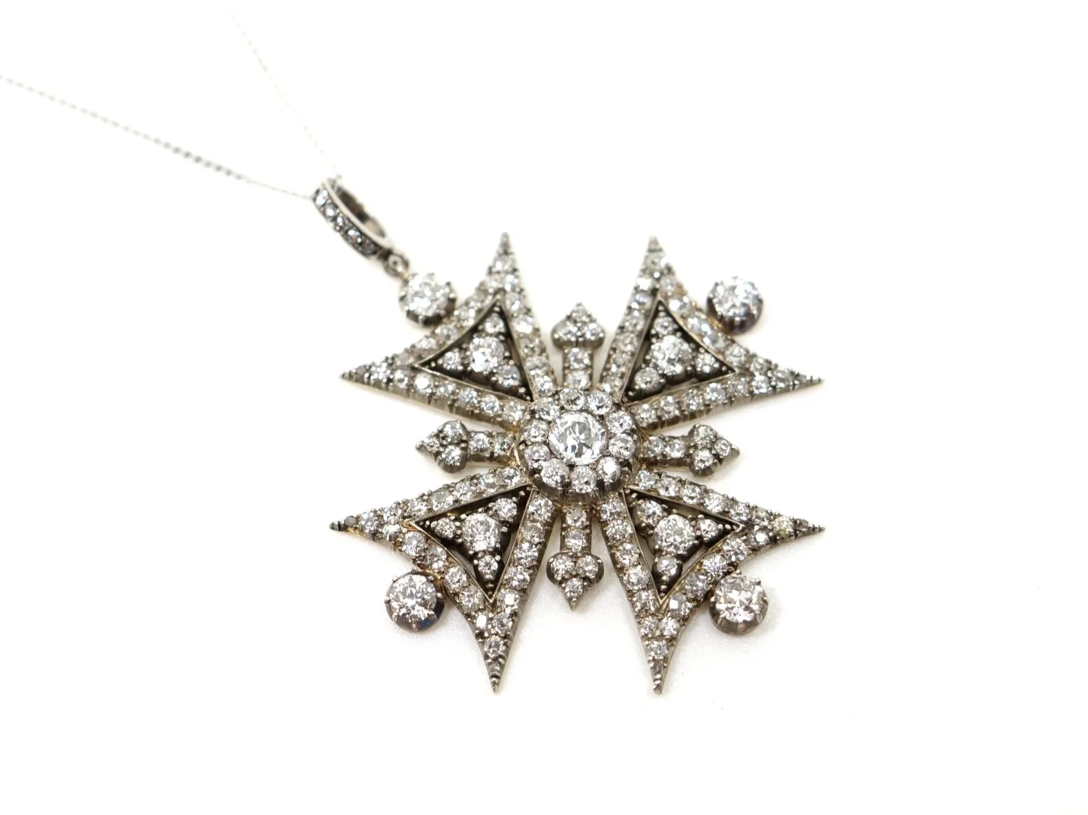 Superb Georgian Maltese cross, set with approximately 3cts of super old cut diamonds (G-I colour and SI clarity) set in 18ct gold and silver.
