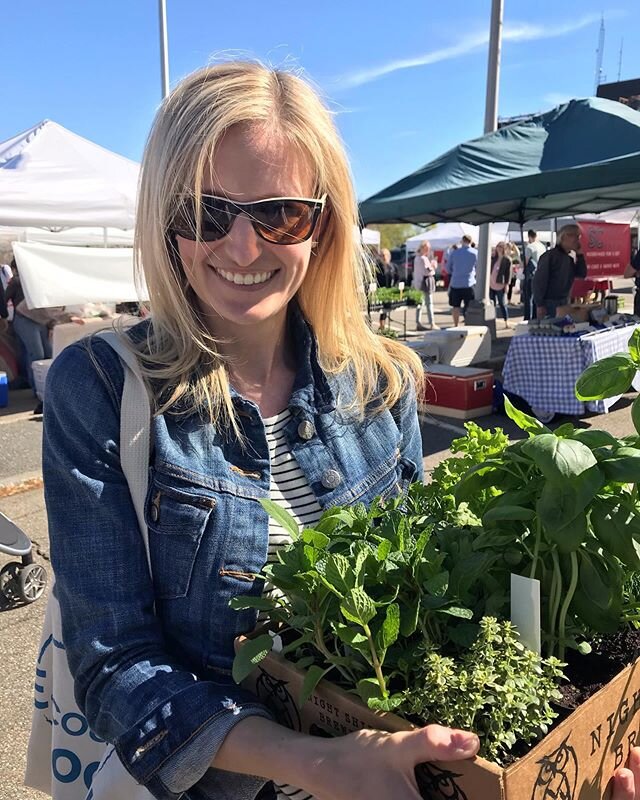 I&rsquo;m dreaming of warmer days and visits to the Portsmouth Farmers&rsquo; Market. It normally would start in a few weeks so hoping they&rsquo;ll get at least part of a season if not the full season!
&bull;
In the meantime, I&rsquo;m still making 