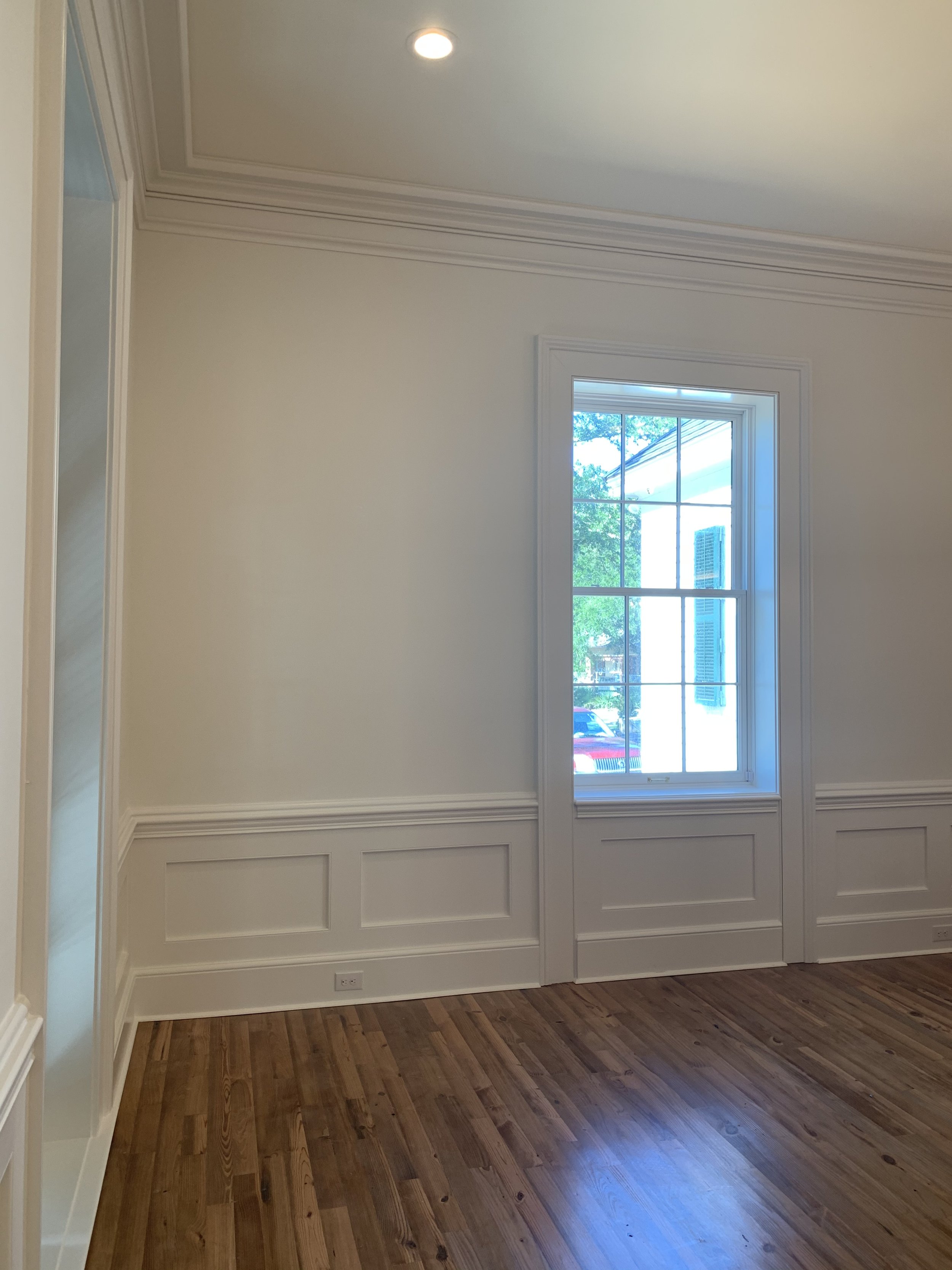 Architect: Classical Roots Architecture LLC (Barry Fox Assoc.) Contractor: Charles Weems General Contractor, Inc. Photo Credit: Charles Weems General Contractor, Inc.