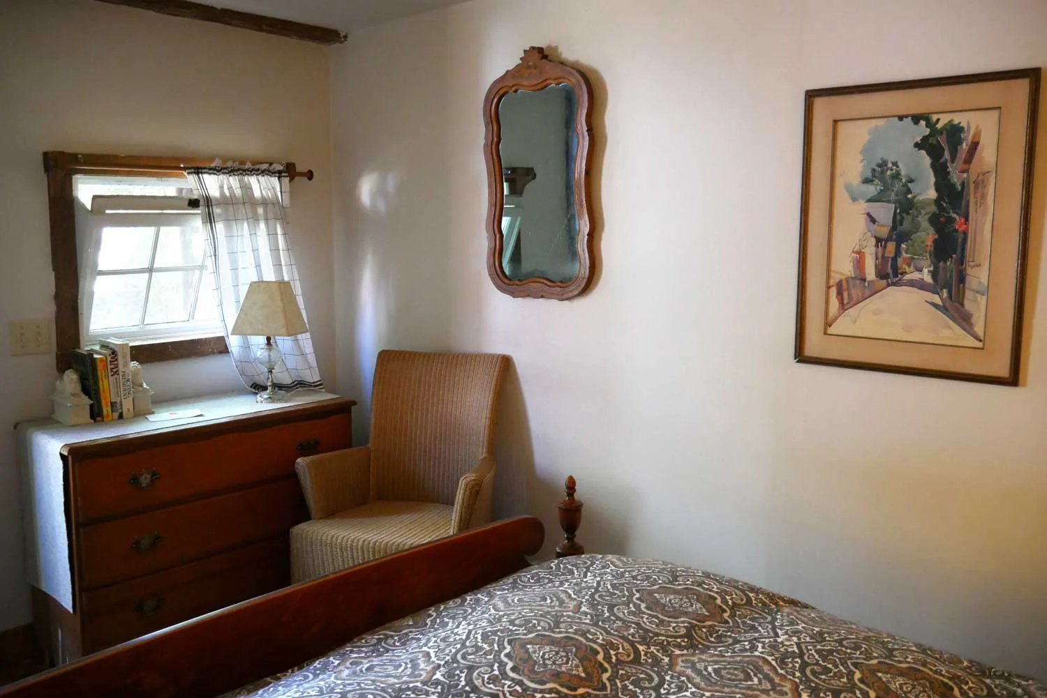 ROOM 2, HOOP SHED