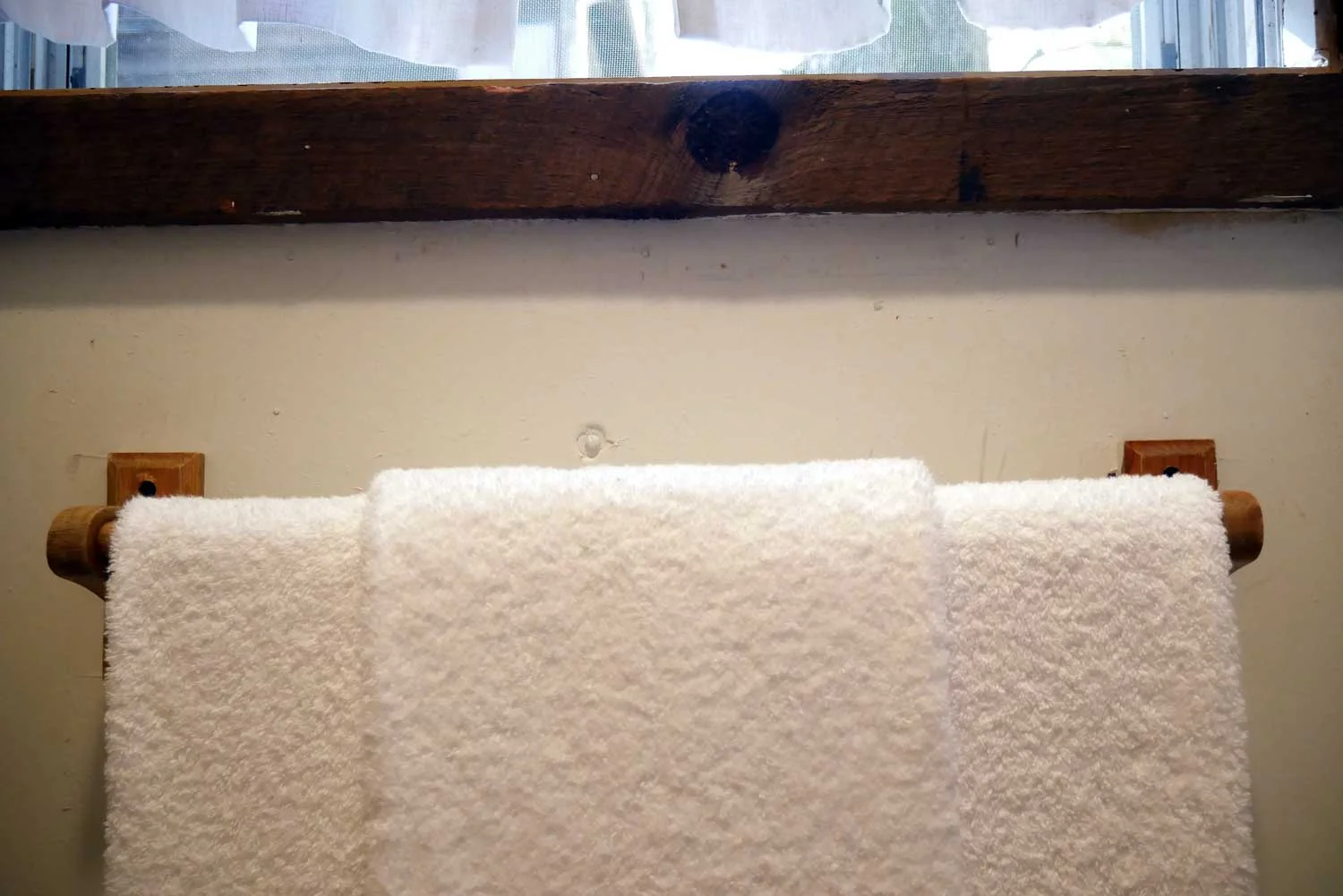 Room 16, Sage Cottage