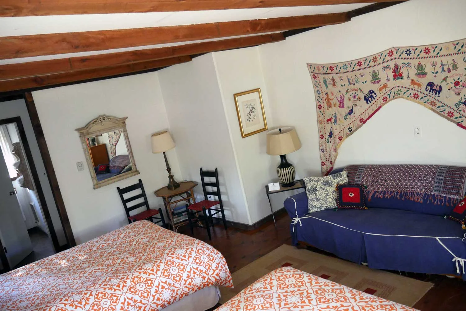 Room 16, Sage Cottage