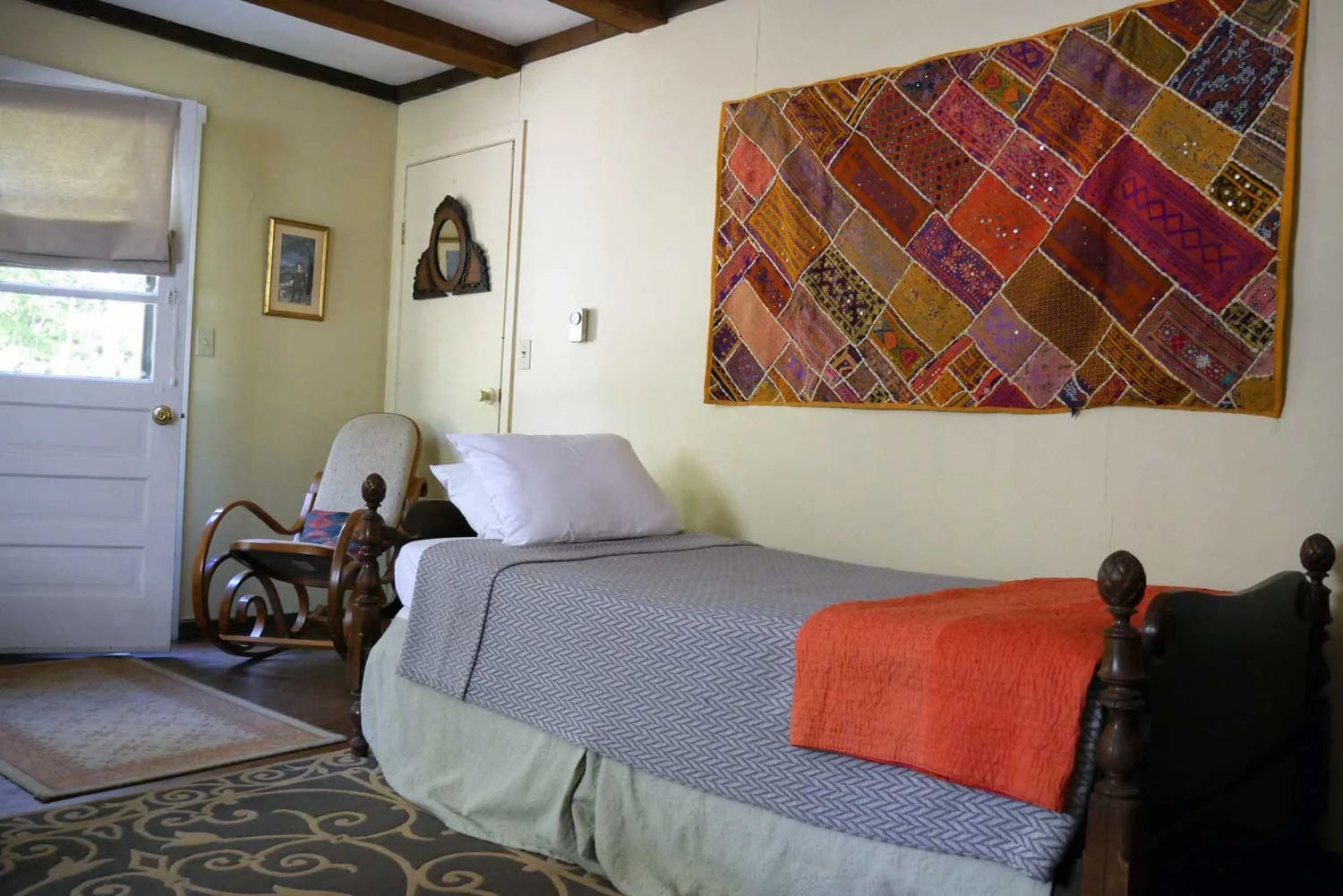ROOM 18, SAGE COTTAGE