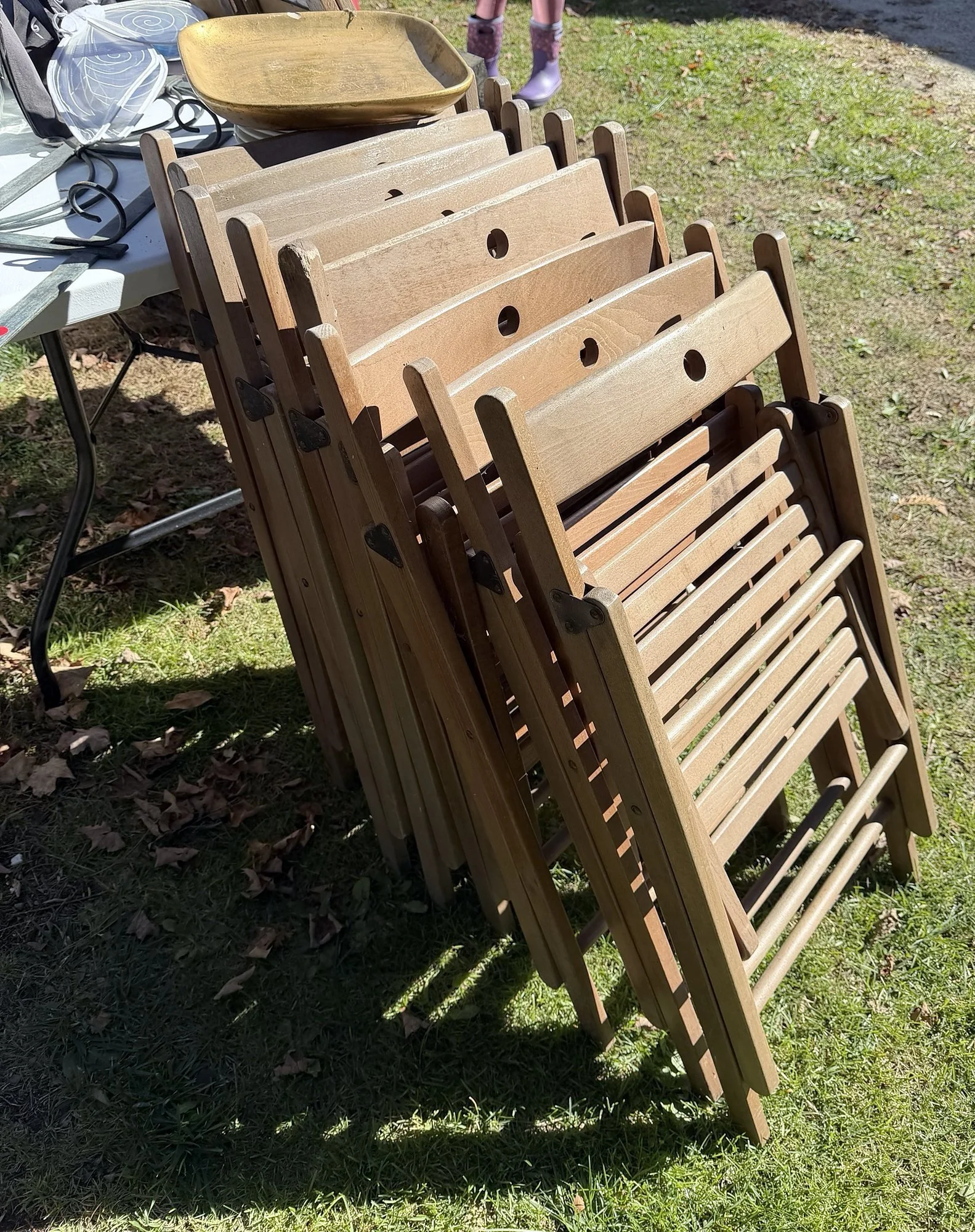 126 Wooden slatted folding chairs.jpg