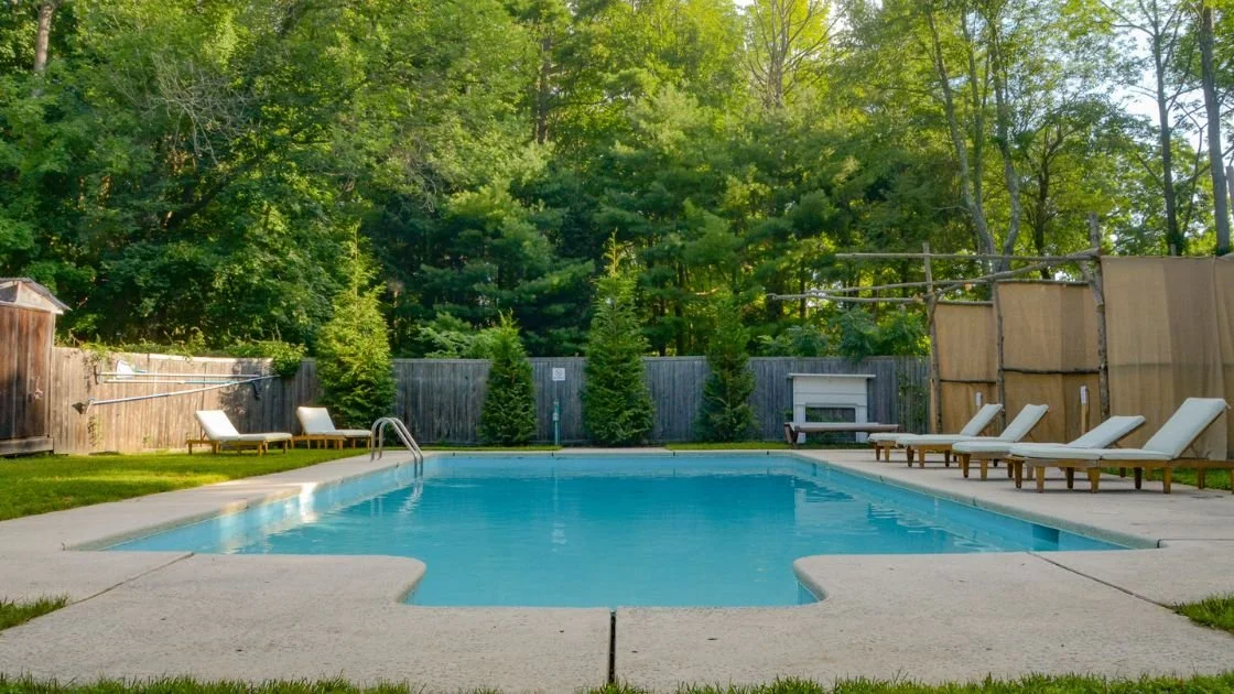 Reggae Wednesday Pool Party — Race Brook Lodge