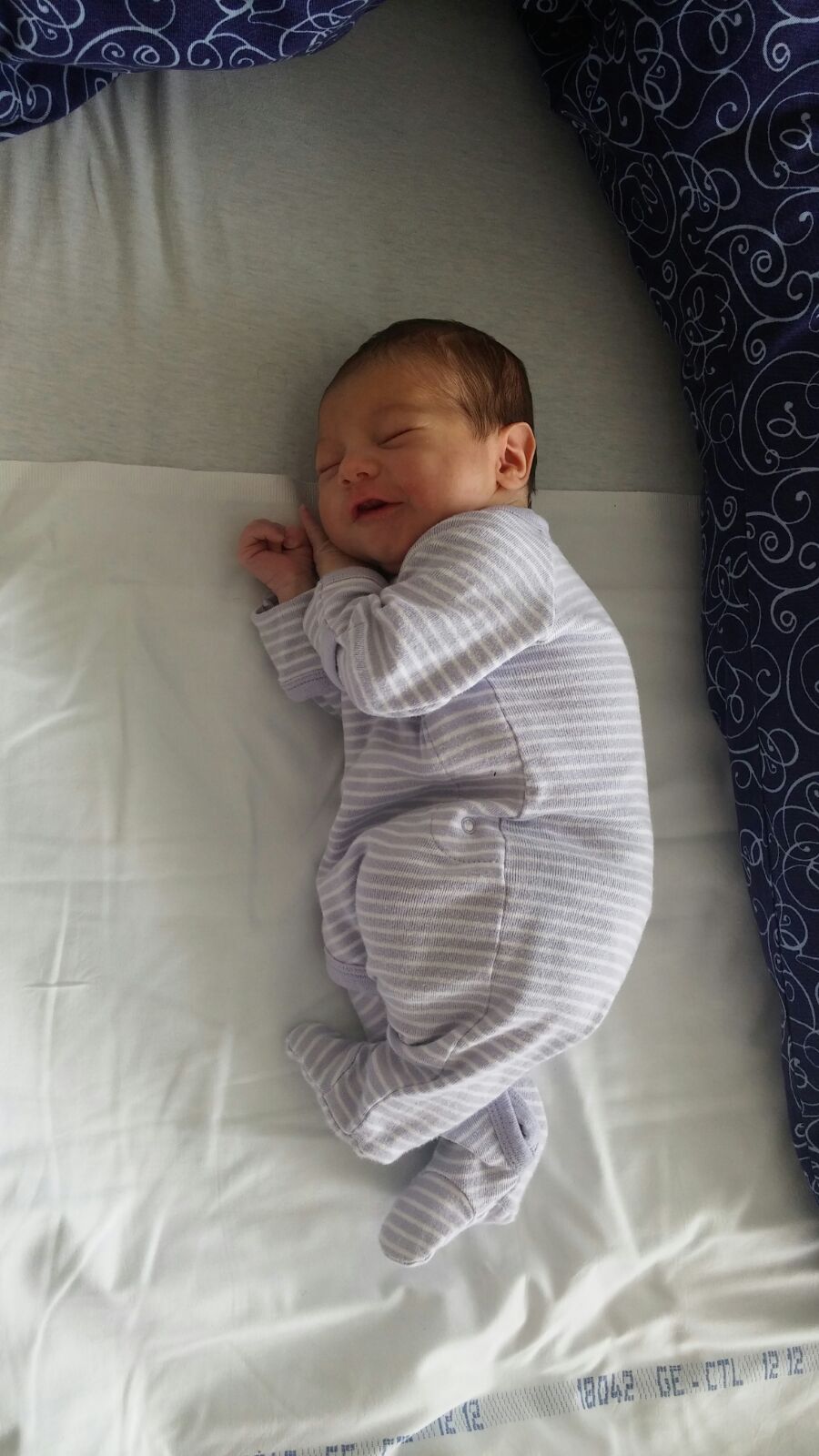 Newborn Sleep Guide-Boy