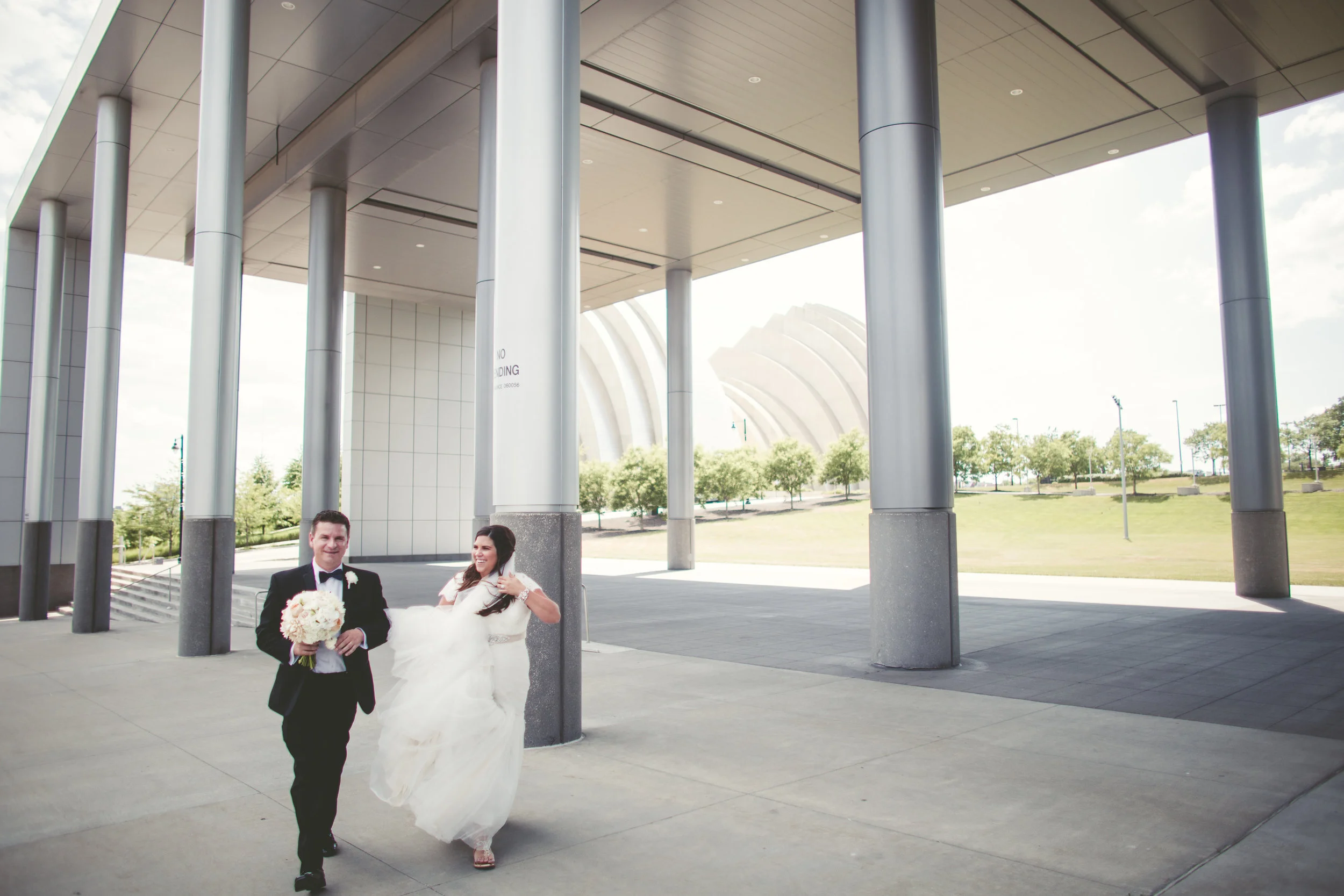 Alli and Ryan | Kansas City Wedding