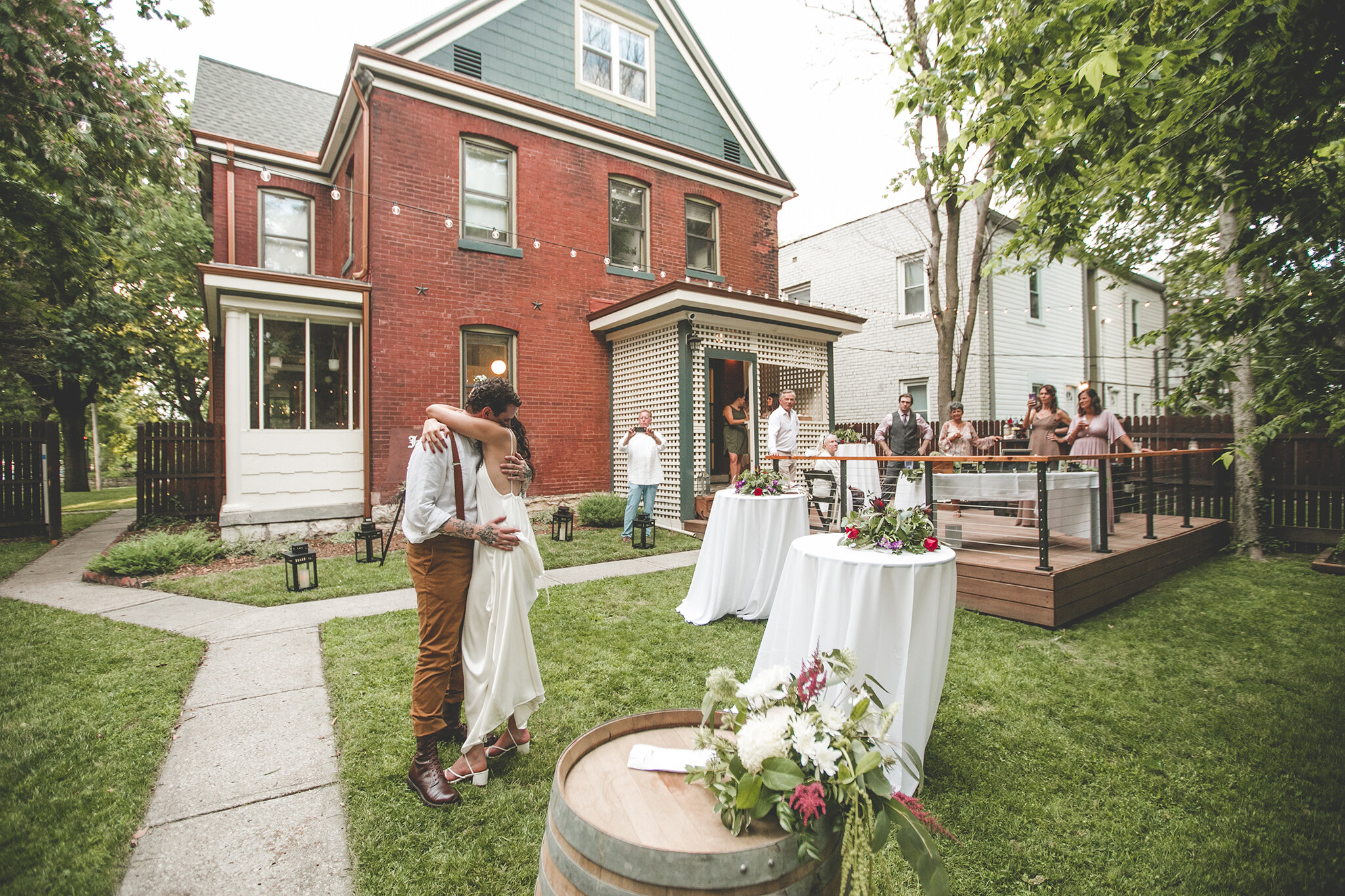 backyard-wedding-kansas-city-wedding-photographer-jason-domingues-photography-marisa-jackson-blog-0031.jpg