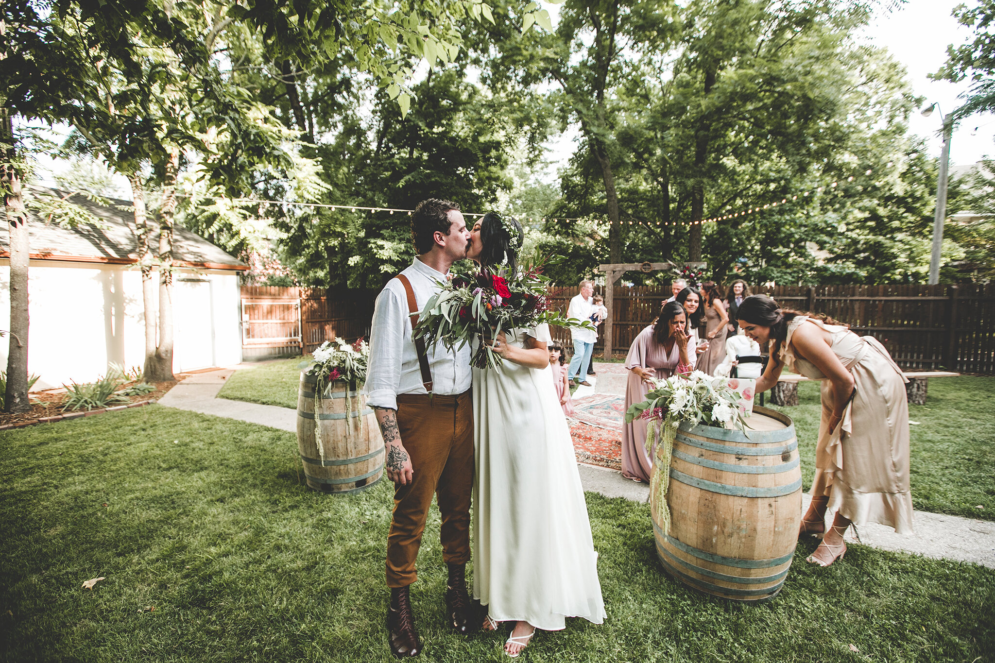 backyard-wedding-kansas-city-wedding-photographer-jason-domingues-photography-marisa-jackson-blog-0036.jpg