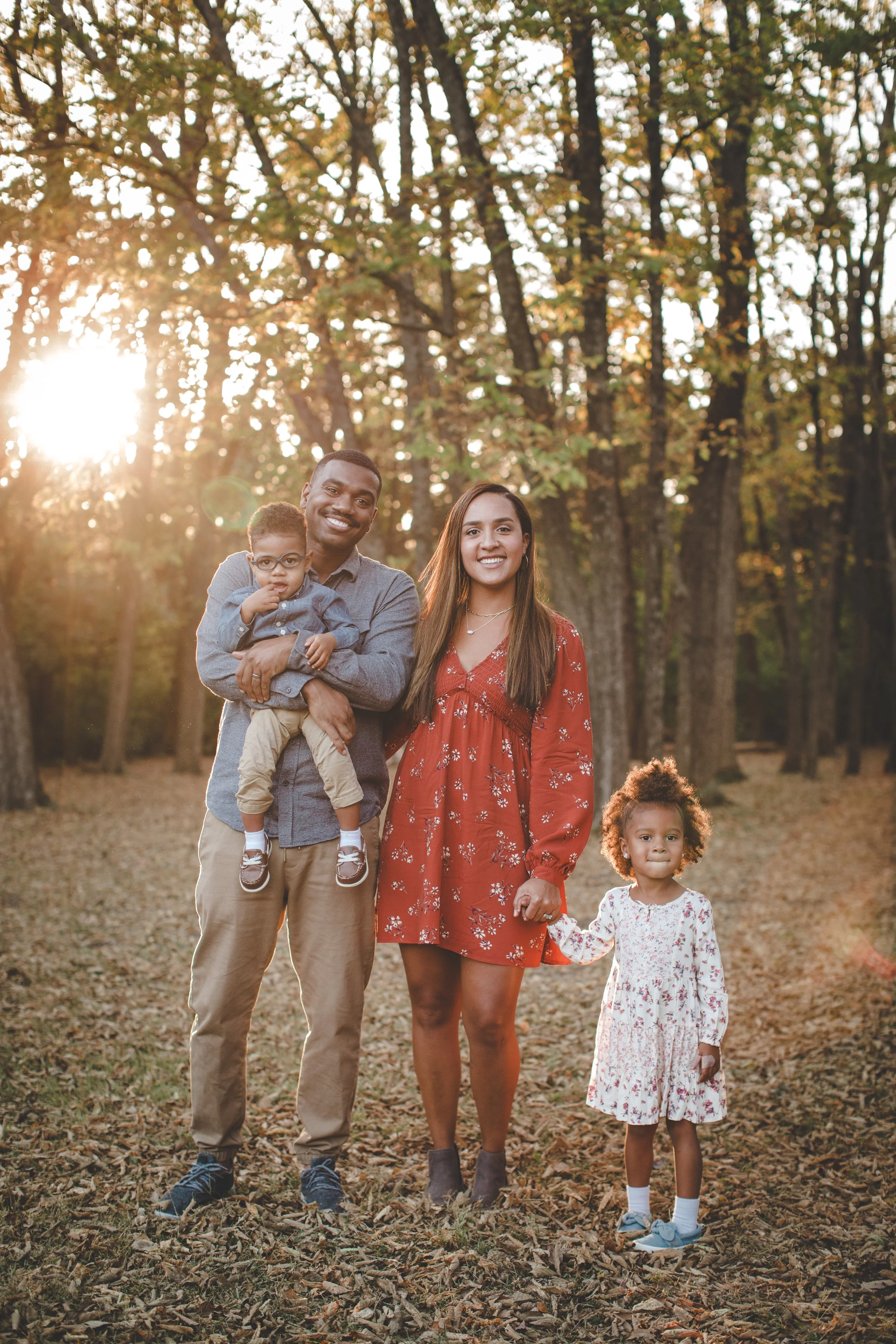 gather-at-red-cedar-gardens-kansas-city-photographer-jason-domingues-photography-family-portraits-buckman-blog-0017.JPG