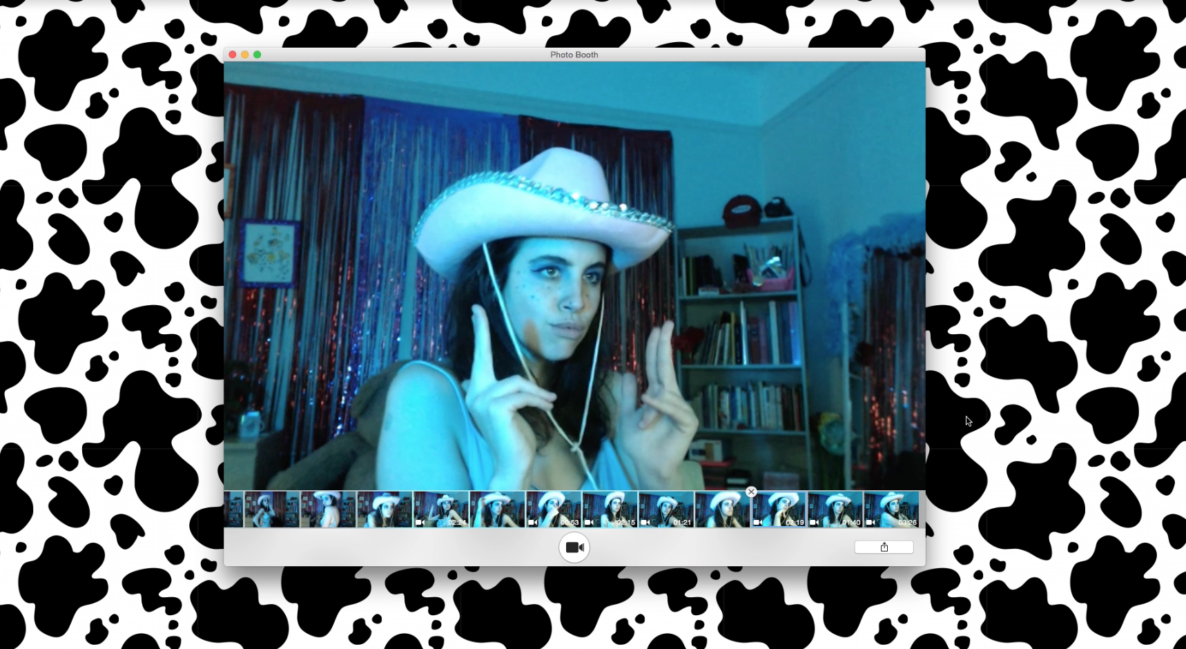 Molly Soda They Shoot Cowgirls Don't They?, 2017 GIF still courtesy the artist