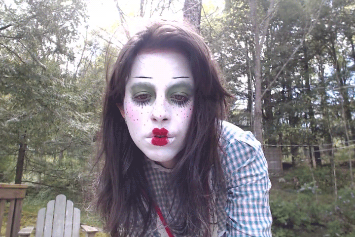 Molly Soda Look Up , 2017 GIF still courtesy the artist