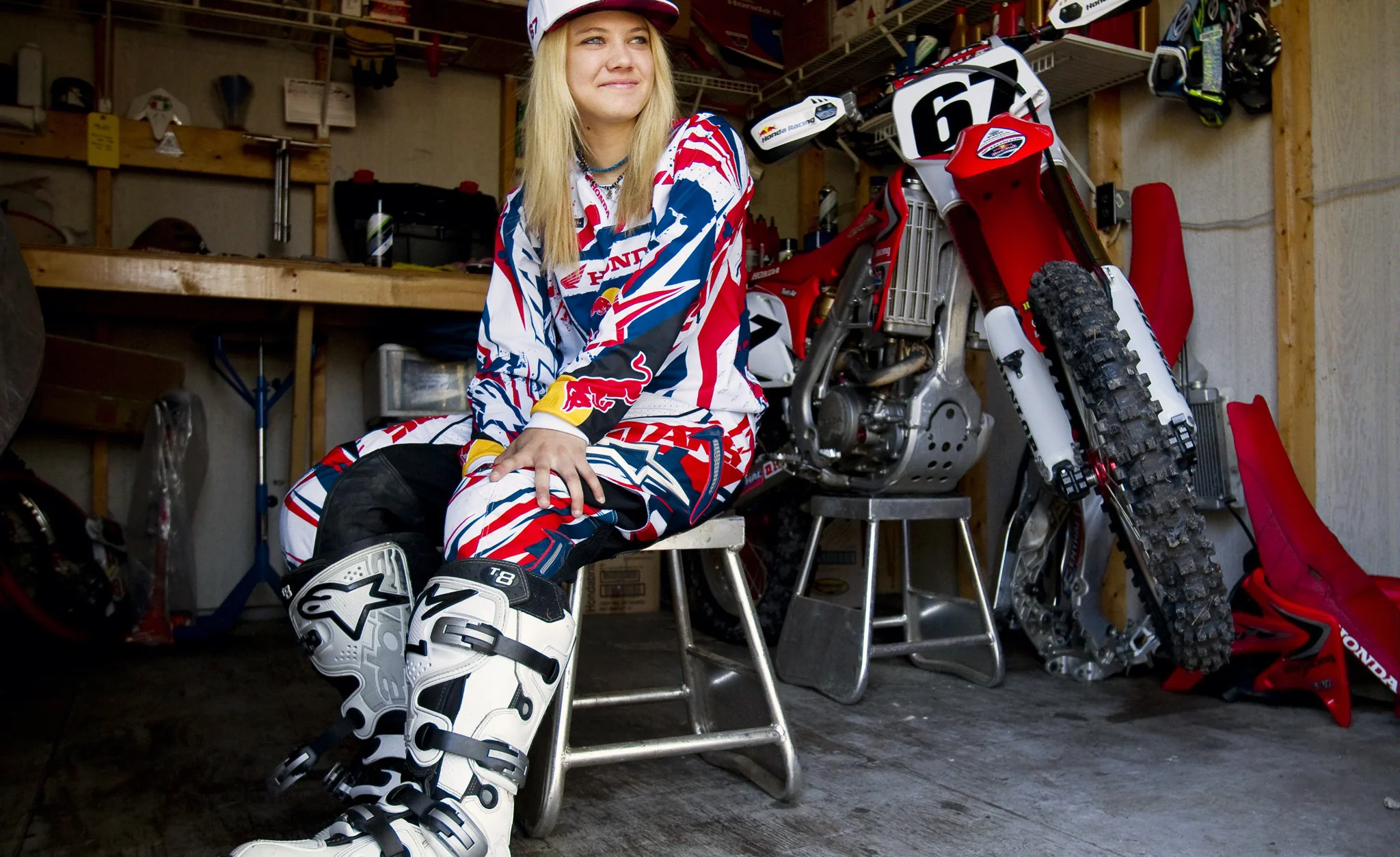 as_moto_fiolek_ashley10.jpg