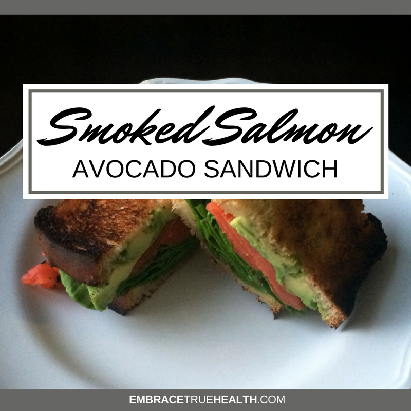 Salmon-Avocado-Sandwich