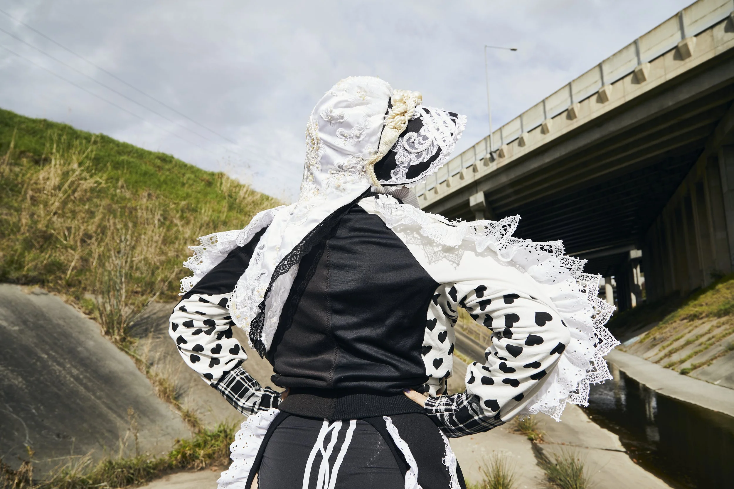 bonnet smal.jpeg