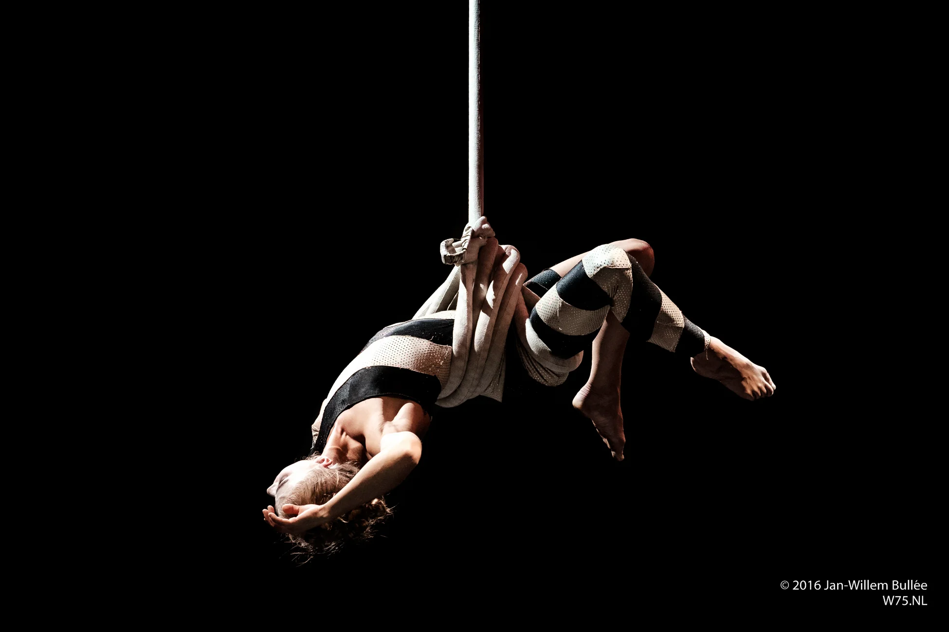 Naomi Bratthammer performing during final rehearsal