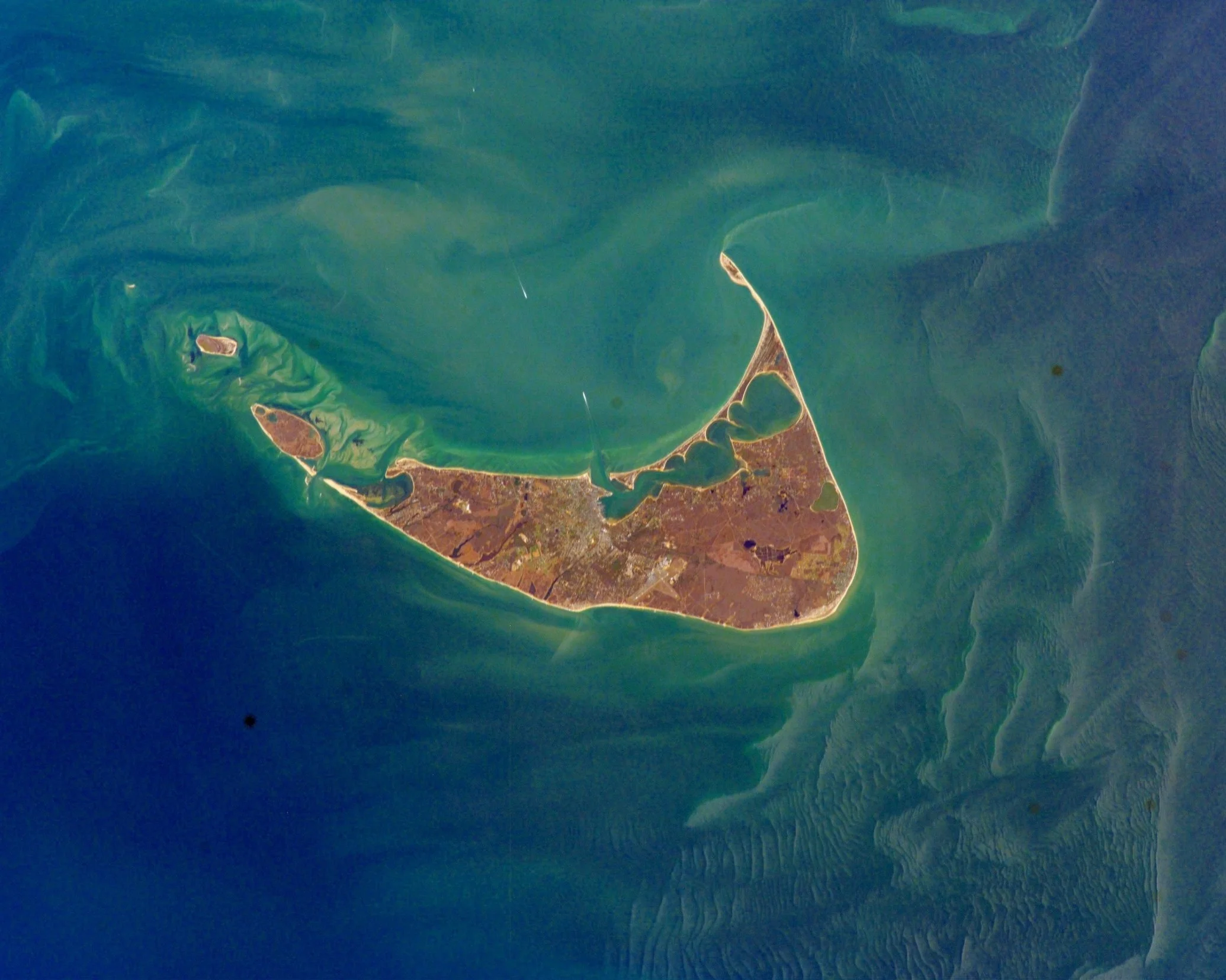 Nantucket_NASA_2002.jpg