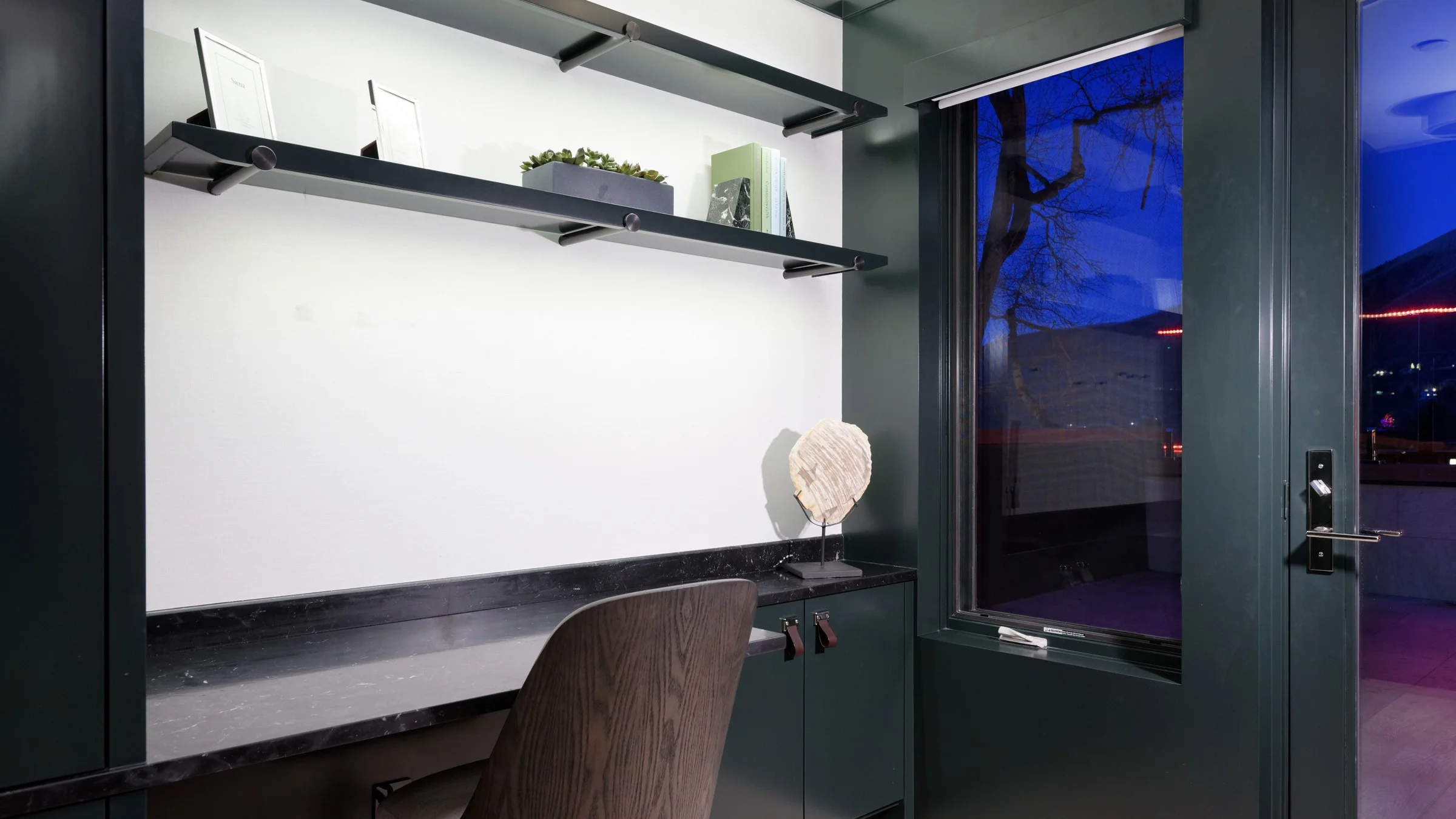 Nero Marquina- Honed