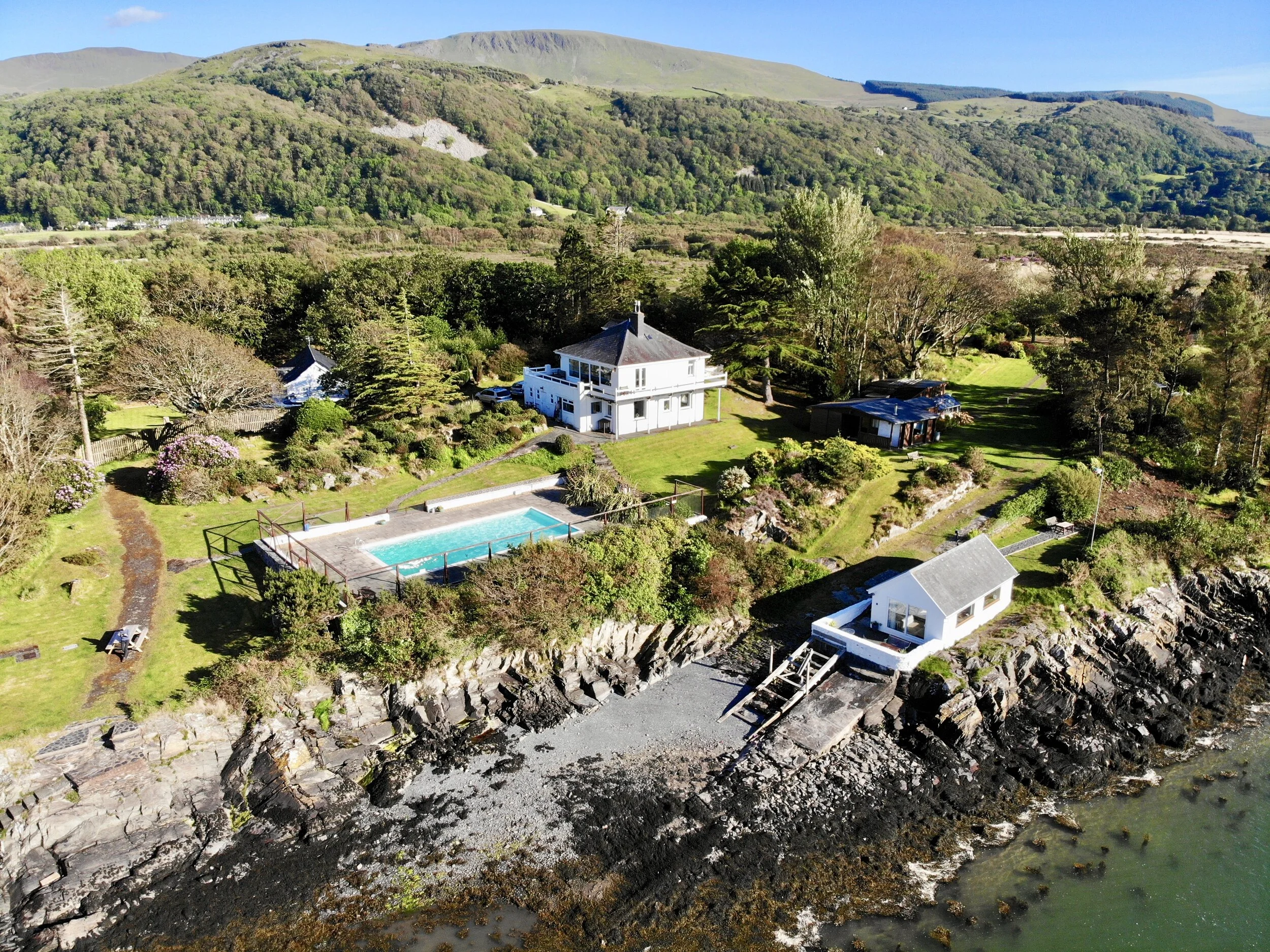 Bryn Celyn House and Boathouse — Bryn Celyn House and Boathouse Self
