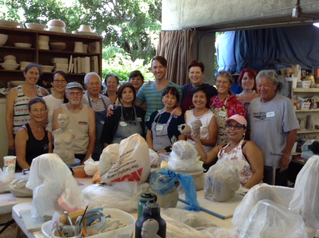 I never expected I'd be visiting paradise while teaching a workshop. Liz Jackson and the folks at Hawaii Potters Guild brought me to the island of Oahu for a wonderful workshop and some great sight seeing! Thank you! www.hawaiipottersguild.org/