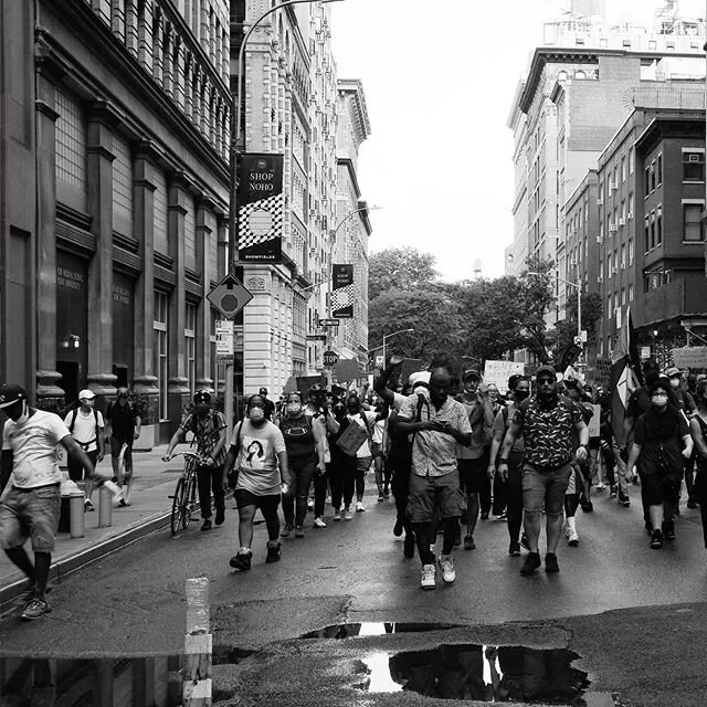 ✊🏿✊🏾✊🏽✊🏼✊🏻
.
.
.
.
#minimal #minimalistic #minimalism #minimalist #neon &nbsp;#minimal_people #nyc&nbsp;&nbsp;#nycc #nycity #justiceforgeorgefloyd #nycphotographer #nycityworld #georgefloyd #humansofnewyork #nycphotography #sonya7iii #nycc2017&n