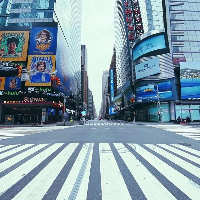 🔹🔷🟦🟣 NYC 2020🟣🔷🔹
.
.
.
.
.
#minimal #minimalistic #minimalism #minimalist #neon &nbsp;#minimal_people #nyc&nbsp;&nbsp;#nycc #nycity #nyc_highlights #nycphotographer #nycityworld #nyc_explorers #humansofnewyork #nycphotography #sonya7iii #nycc2