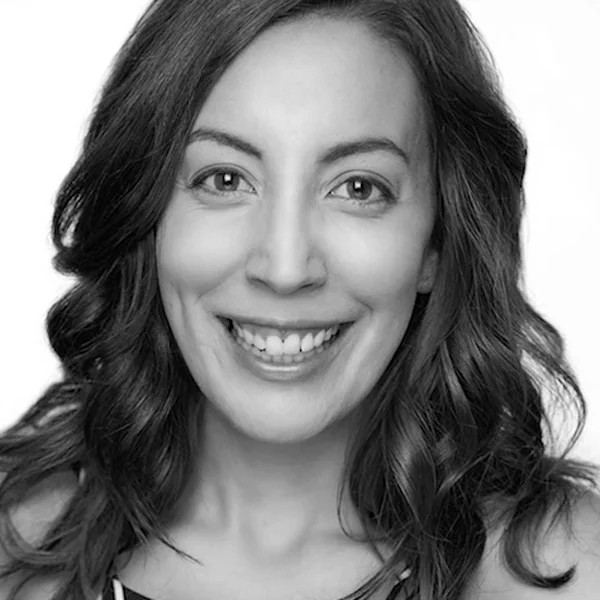 Megan Caton (Troupe Member) Since relocating to Chicago from Burbank, this woman has been on fire, appearing in Chicago Dramatists' Festival of New Plays, acting in two indie features and landing a principal role in a current national TV spot. She studied dramatic arts, acting and literature at University of California, Davis.