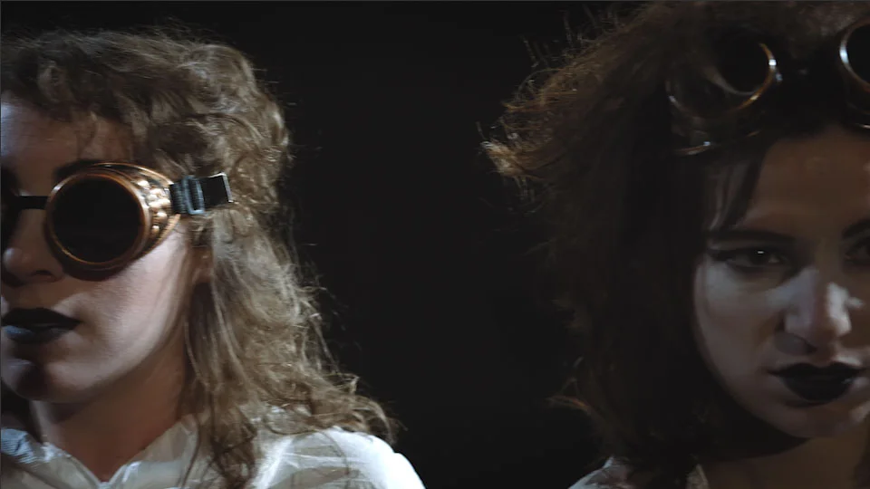 Lara Carling and Maddie Murphy in "Phases of the Moon"