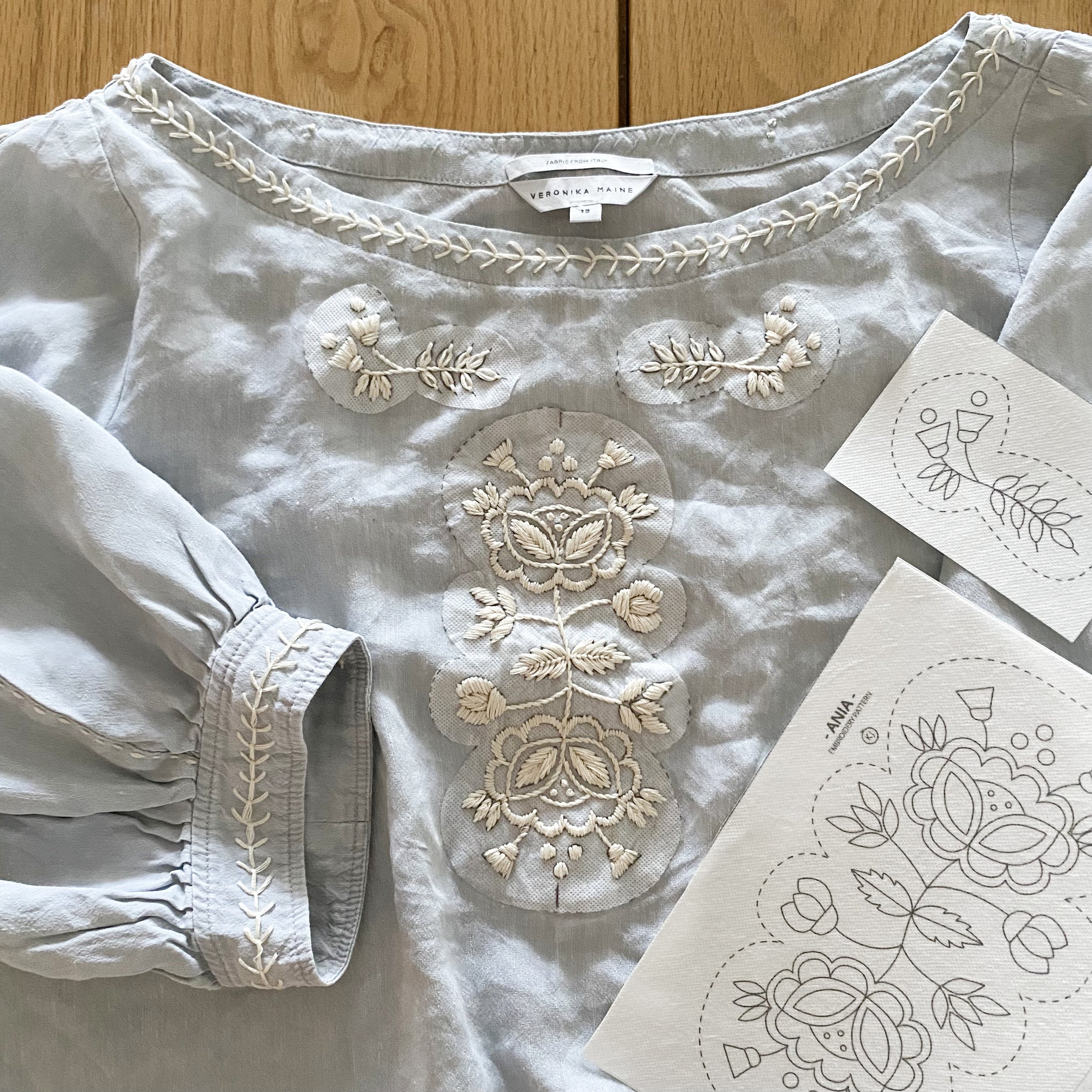 Ania in white on grey 9.jpeg