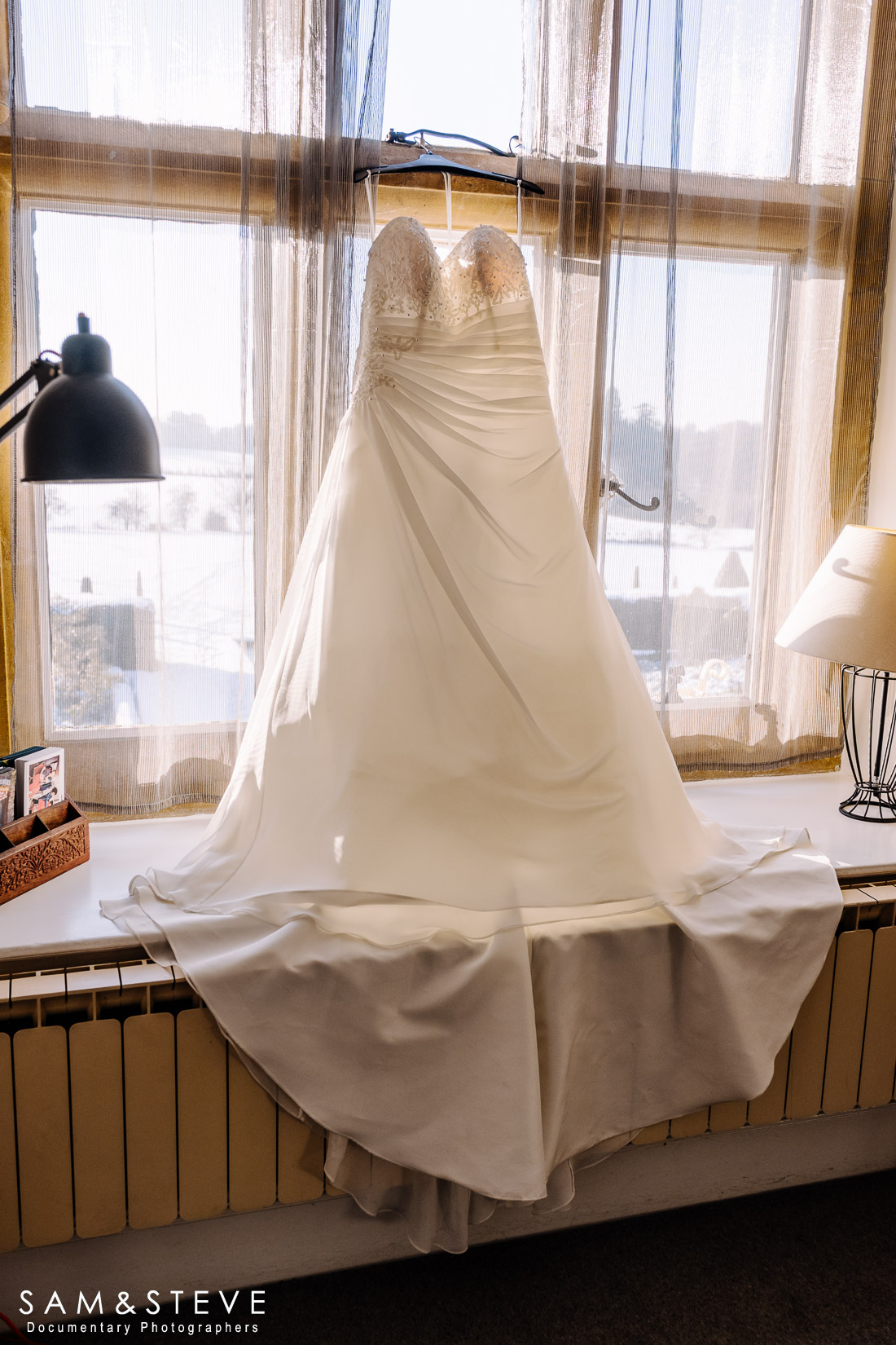 Eynsham Hall Wedding Photography of Lisa and Ash's wedding by Sam and Steve Photography