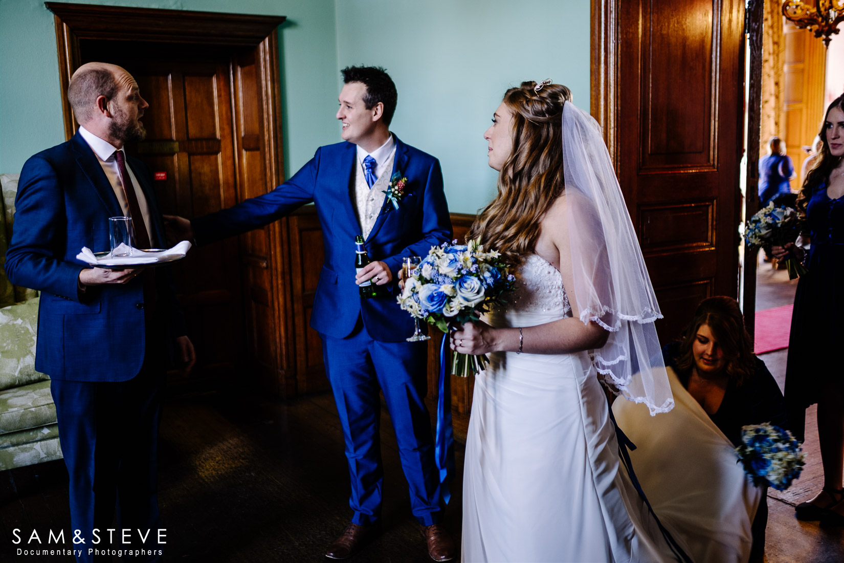 Eynsham Hall Wedding Photography of Lisa and Ash's wedding by Sam and Steve Photography