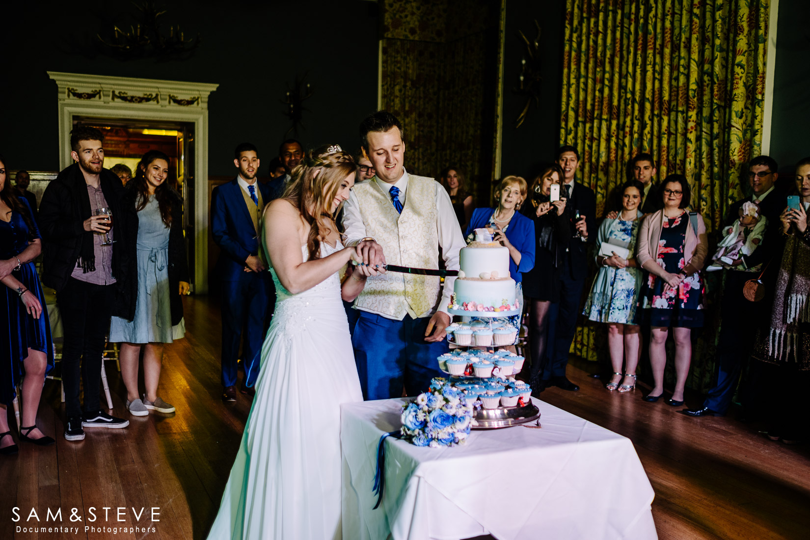 Eynsham Hall Wedding Photography of Lisa and Ash's wedding by Sam and Steve Photography
