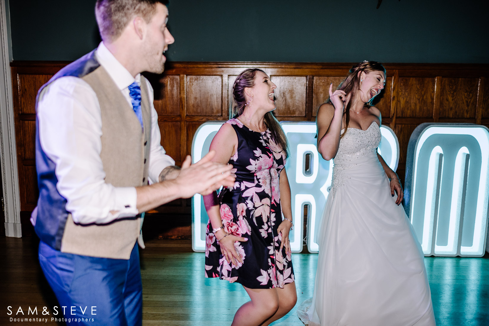 Eynsham Hall Wedding Photography of Lisa and Ash's wedding by Sam and Steve Photography