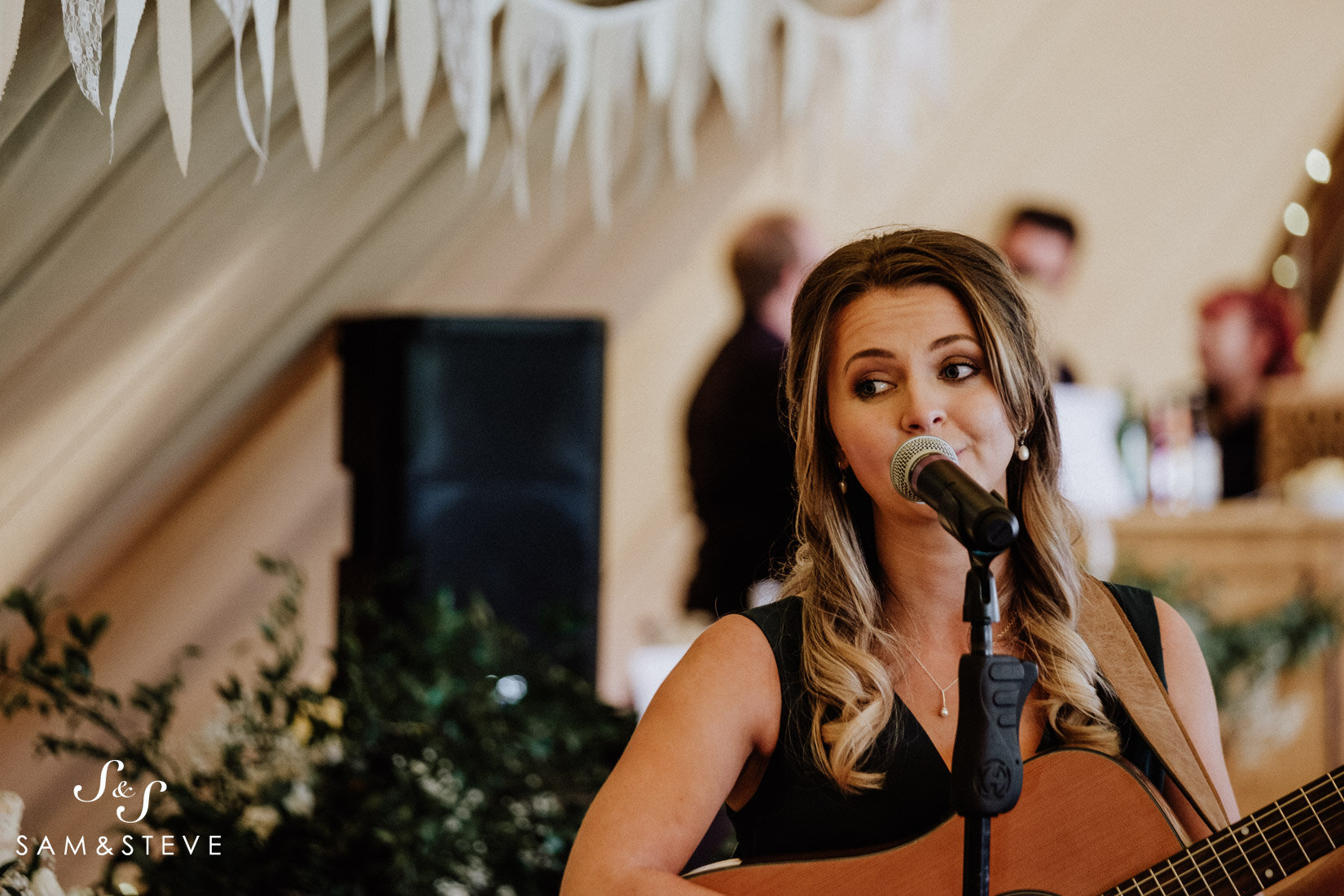 Islip Church and Oxfordshire Marquee Wedding Rebecca and Andrew  (44 of 60).jpg