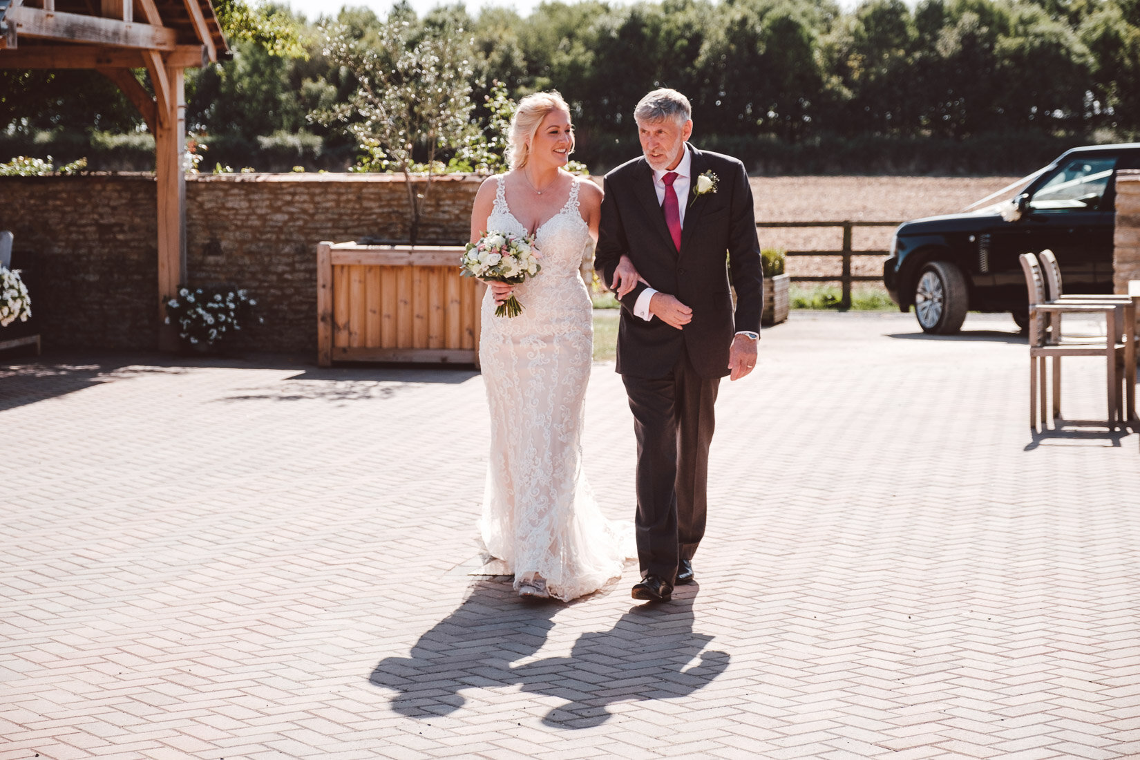  The Stratton Court Barn Wedding of Emma and Simon, photographed by Sam and Steve Photography 