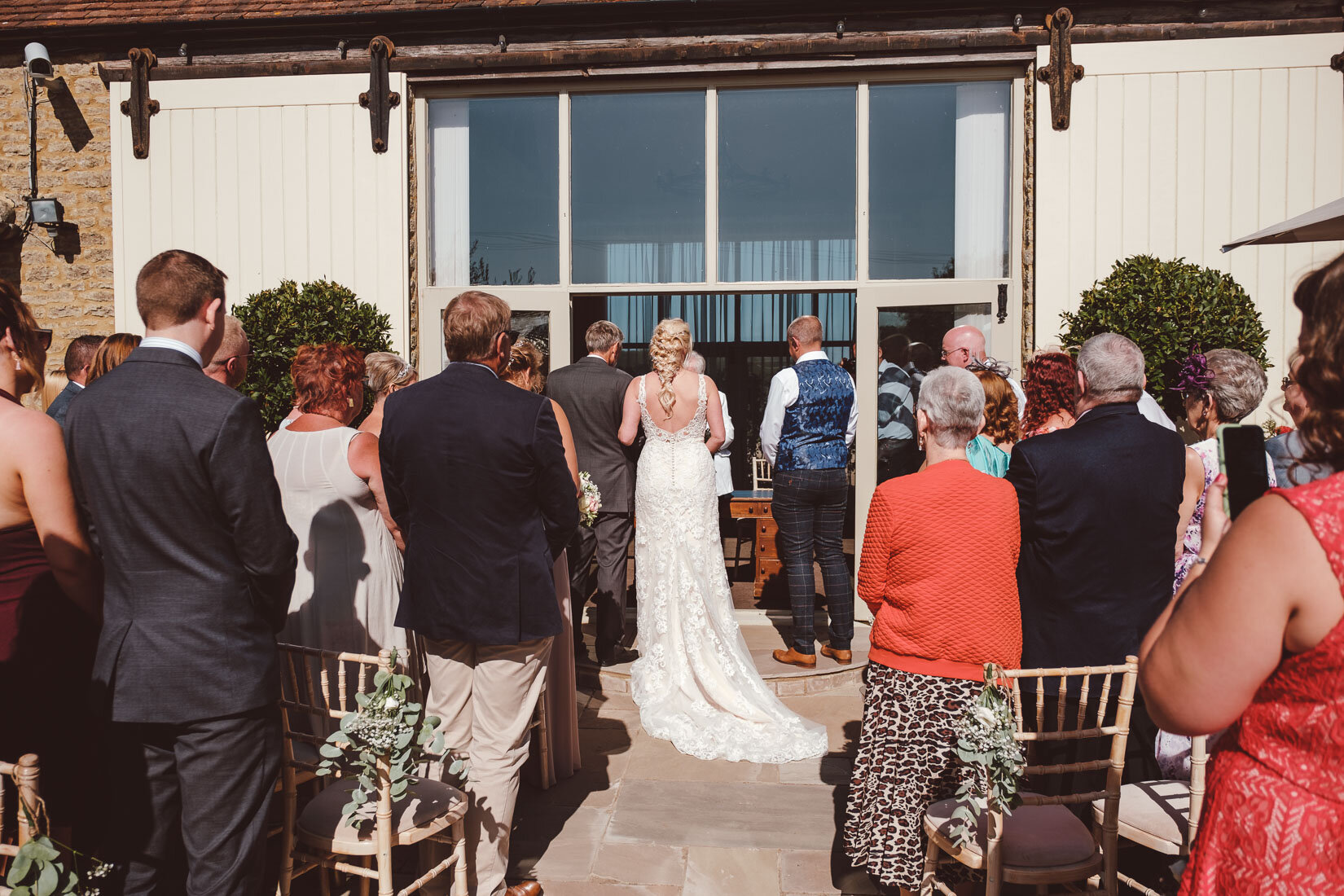  The Stratton Court Barn Wedding of Emma and Simon, photographed by Sam and Steve Photography 