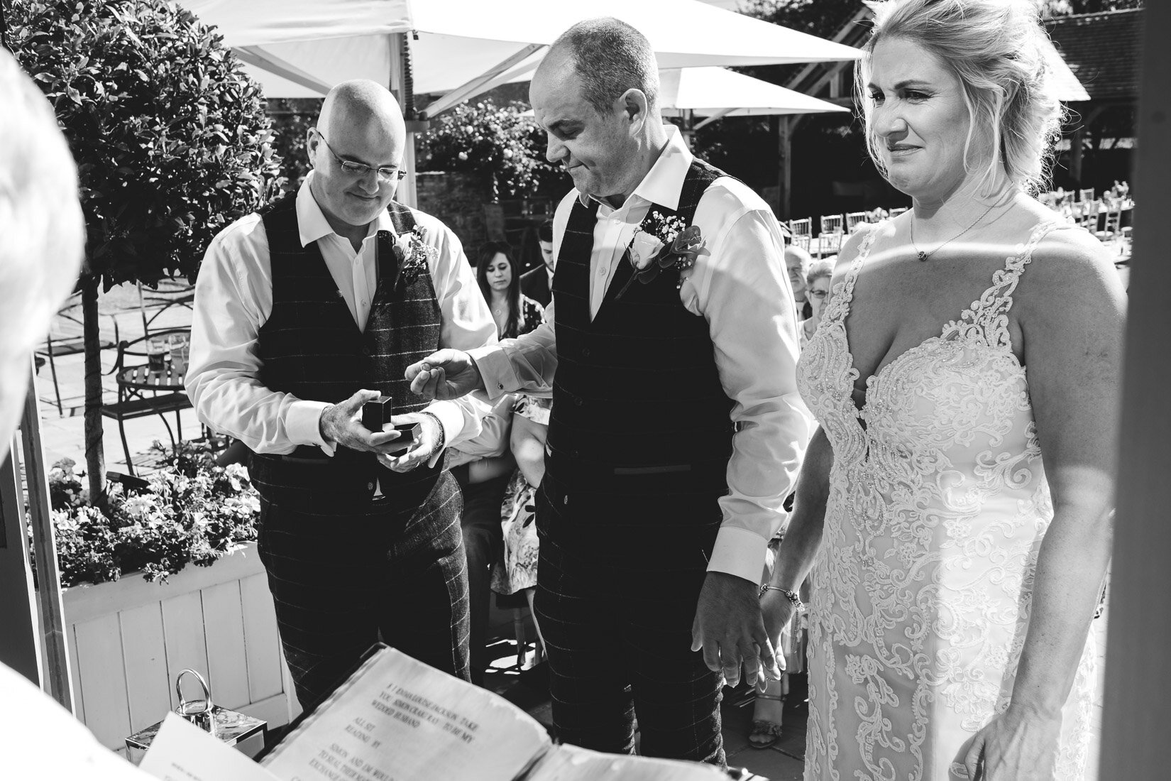  The Stratton Court Barn Wedding of Emma and Simon, photographed by Sam and Steve Photography 