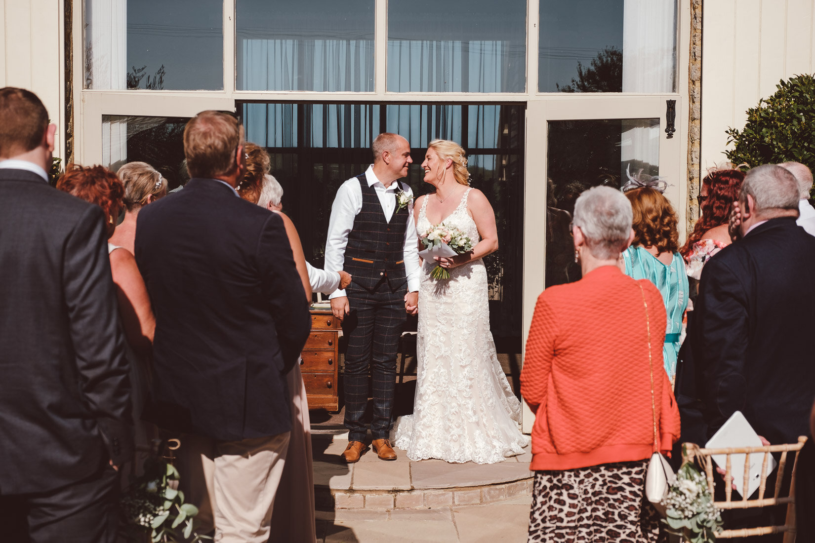  The Stratton Court Barn Wedding of Emma and Simon, photographed by Sam and Steve Photography 