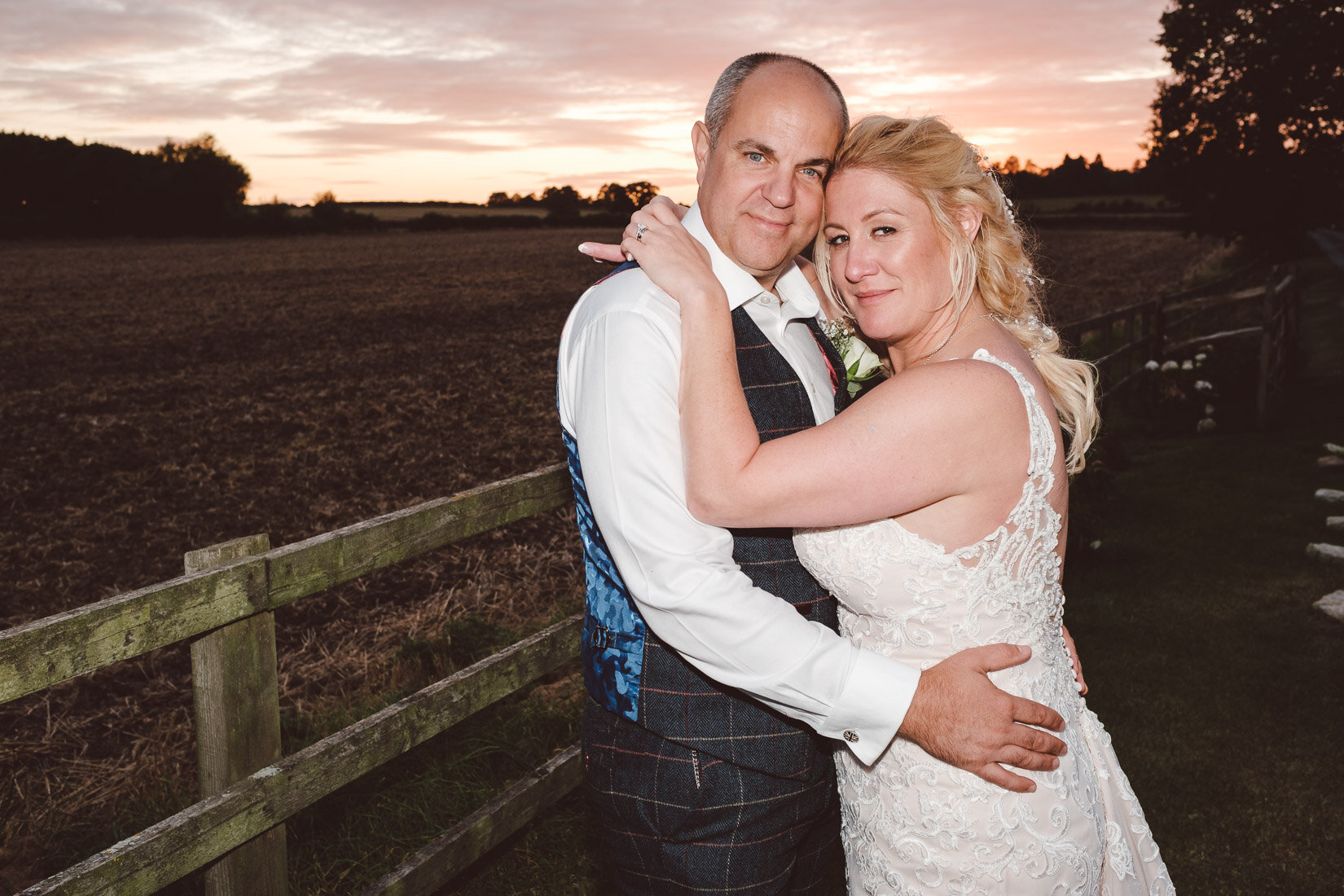  The Stratton Court Barn Wedding of Emma and Simon, photographed by Sam and Steve Photography 