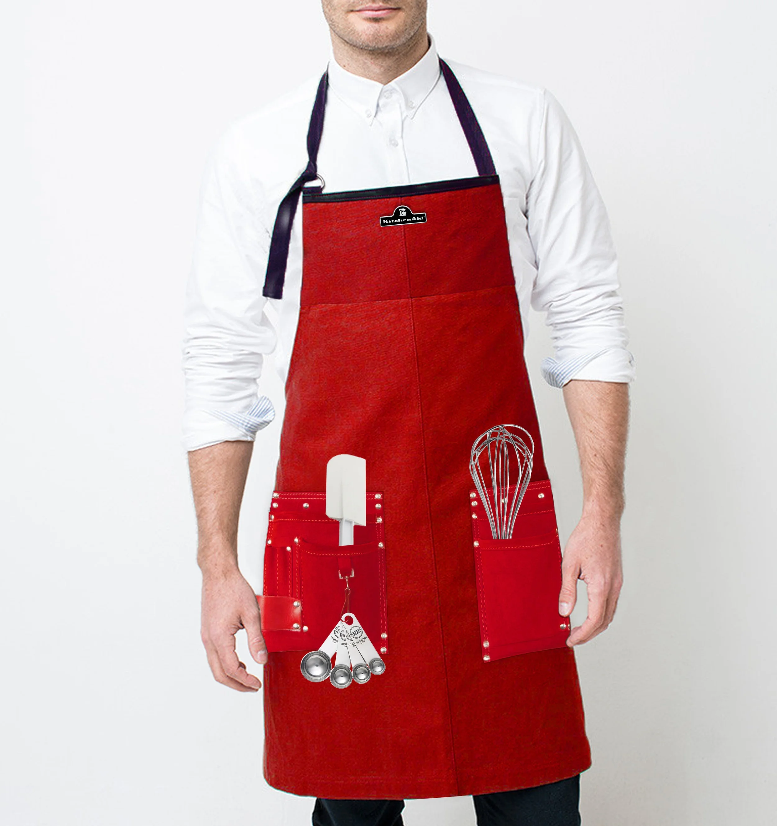 Tool Belt Inspired ApronWith an apron like this, you won't run out of places to put your tools.