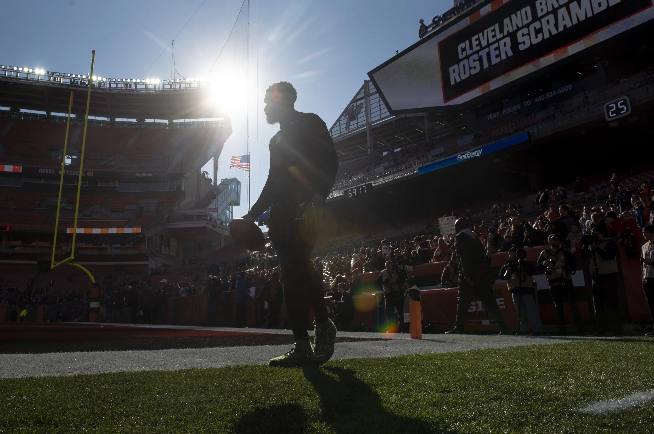  Cleveland Browns' Odell Beckham Jr. walks across the field during warm ups at FirstEnergy Stadium in Cleveland, Ohio on Dec. 22, 2019. 