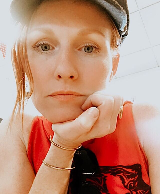 Still here. Immersed in new work and very behind on posting any of it, but just wanted to say Hi! 👋🏻